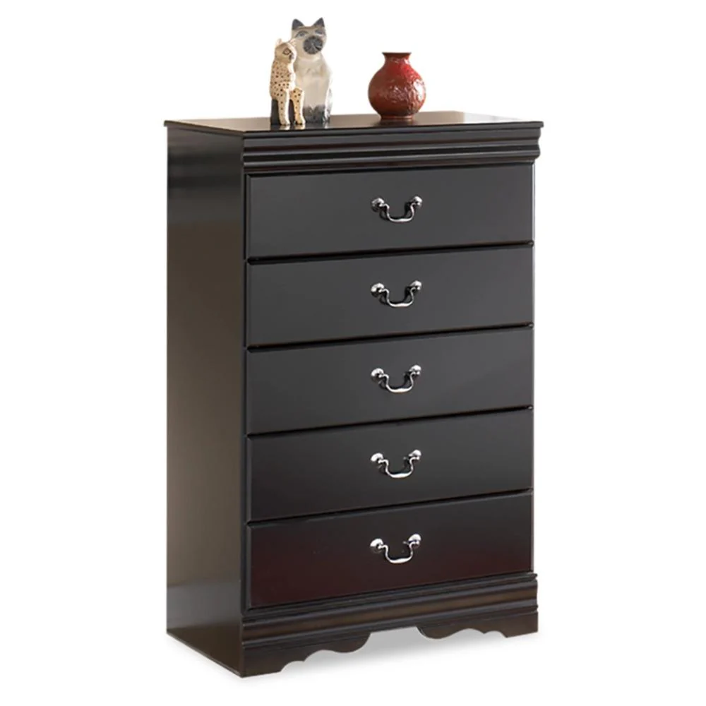 Signature Design by Ashley Huey Vineyard 5-Drawer Chest B128-46 - Image 1
