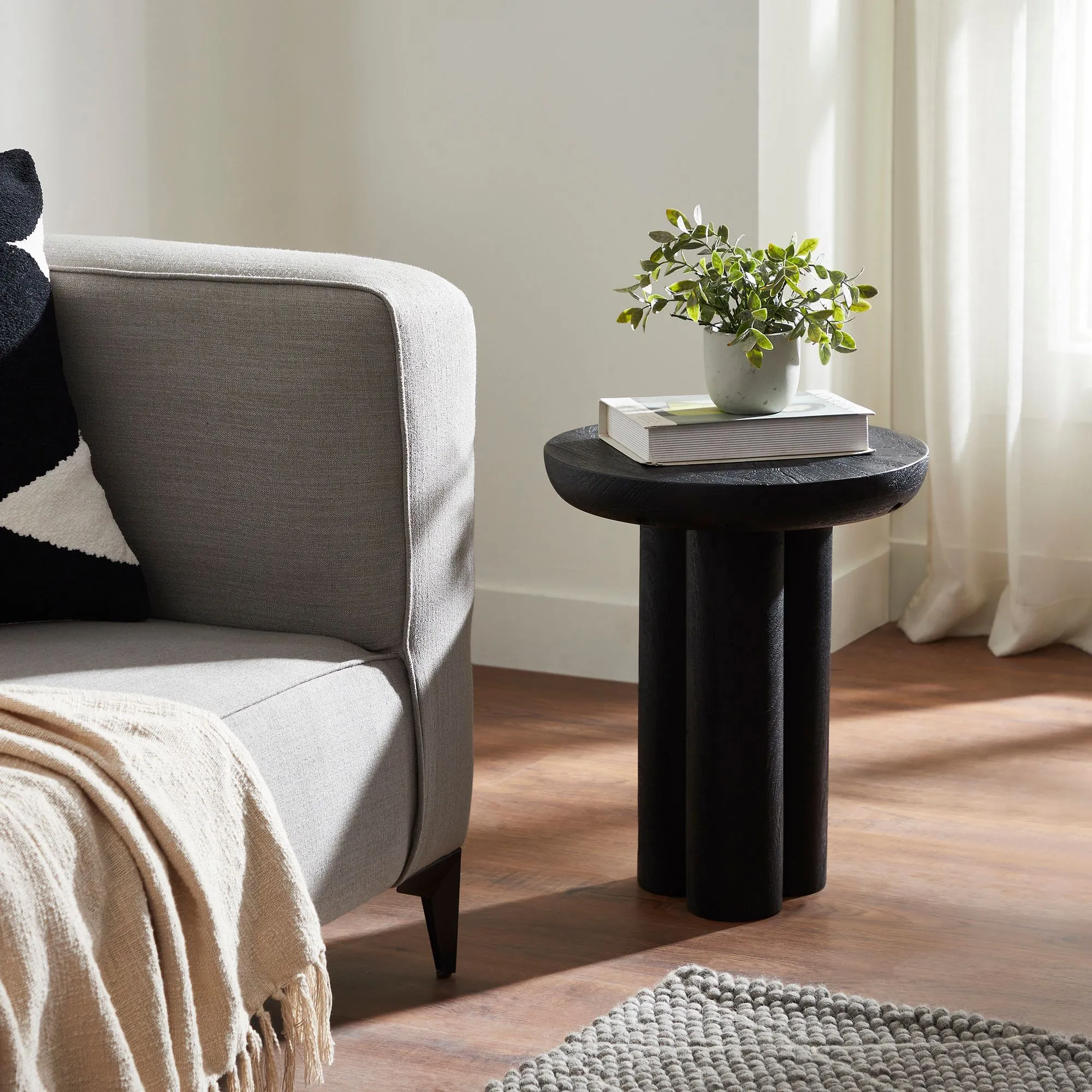 Arne Side Table - Image 2