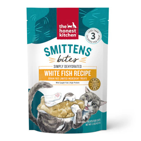 The Honest Kitchen Smittens Bites: Heart-Shaped White Fish Cat Treats 1.5oz - Image 1