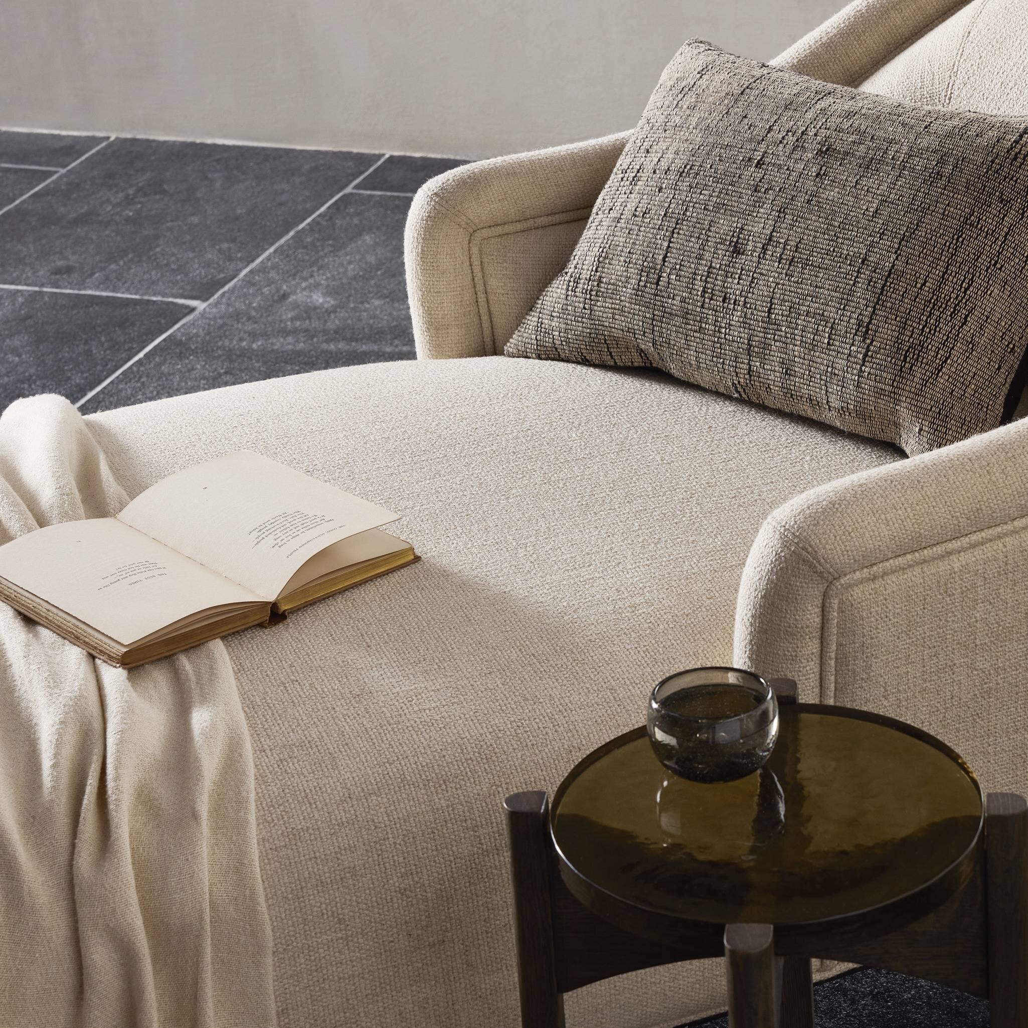 Noel Chaise - Image 2