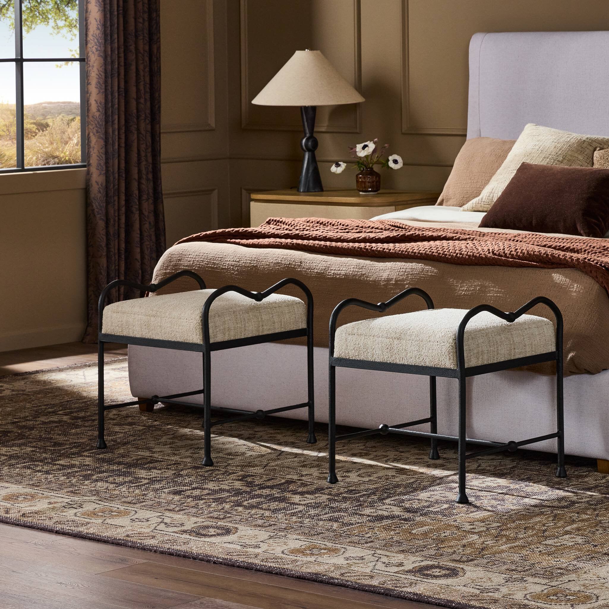 Moonie Ottoman - Image 3