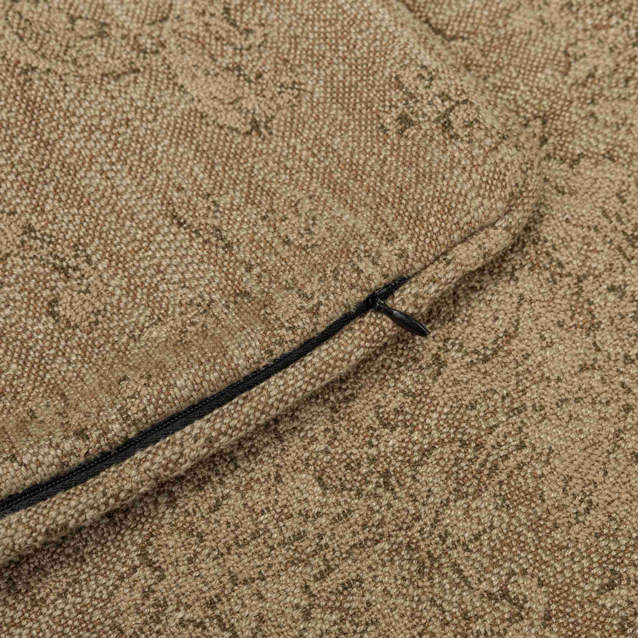 April Pillow - Image 2