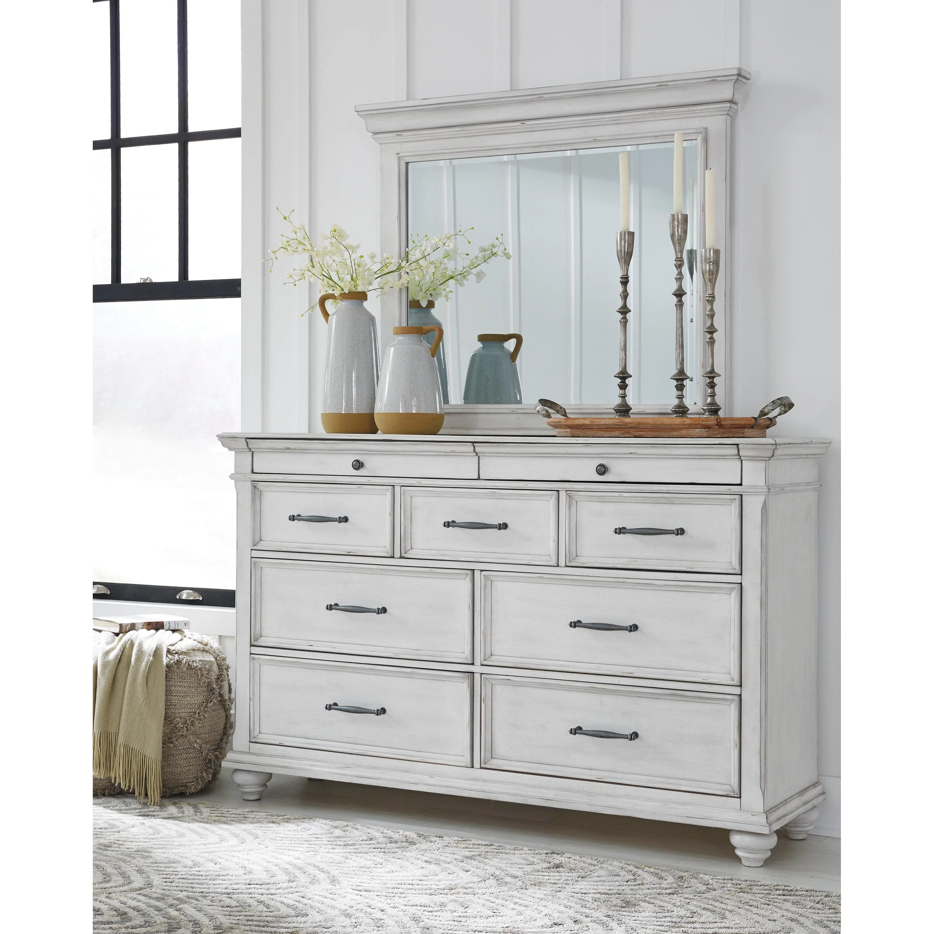 Benchcraft Kanwyn B777B7 5 pc Queen Panel Storage Bedroom Set - Image 3