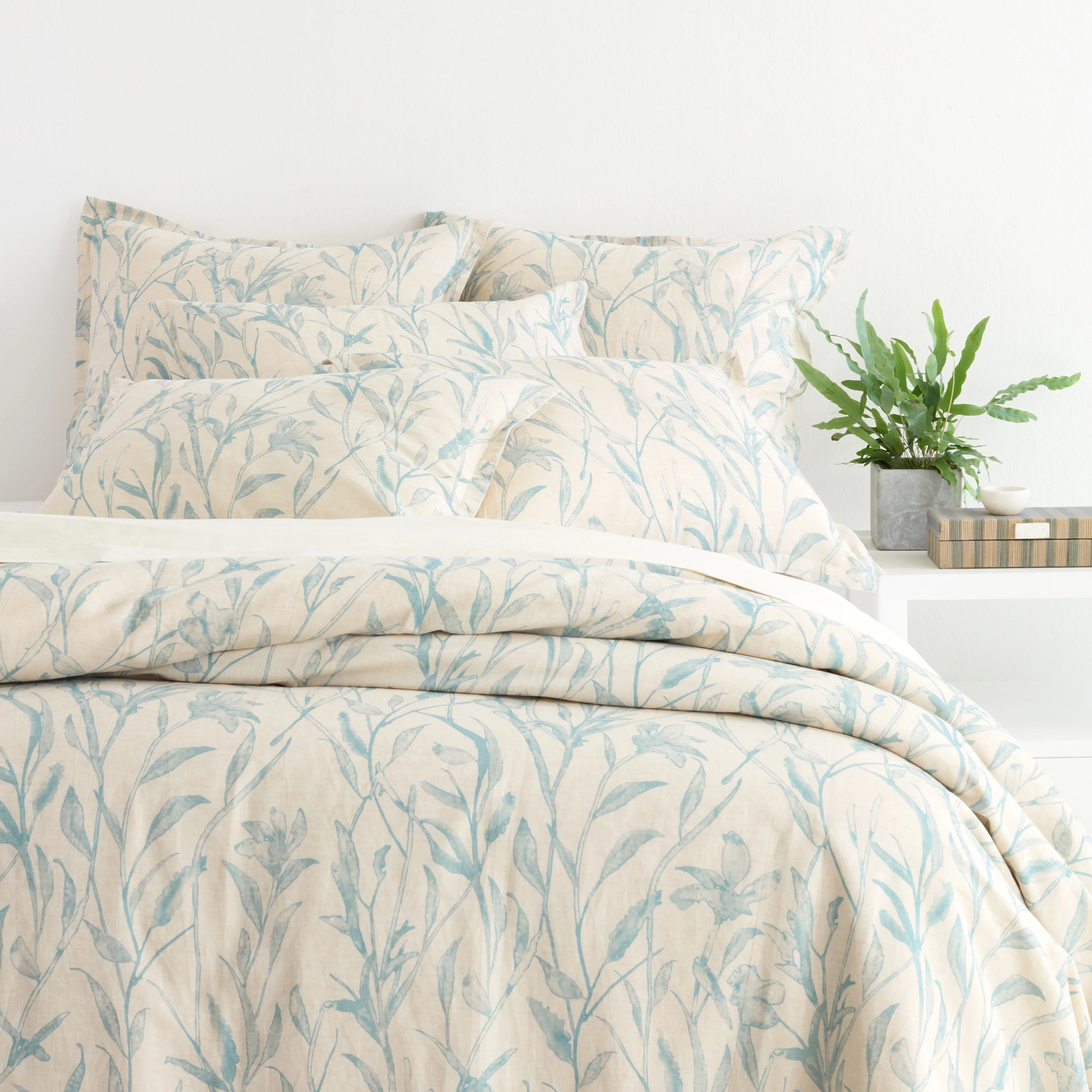 Margo Linen Duvet Cover