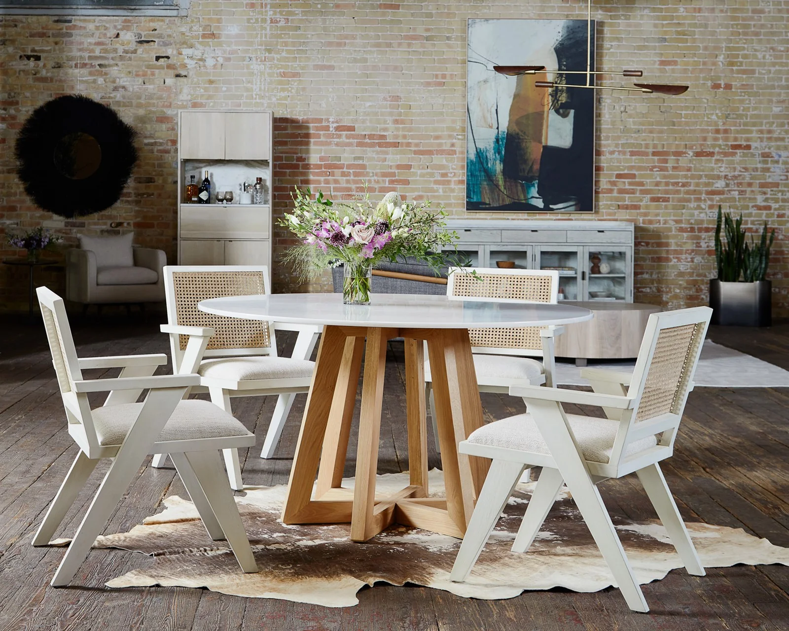 Crez Dining Table - Image 2