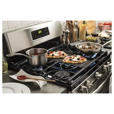 GE 30-inch Freestanding Gas Range JGBS66REKSS - Image 2