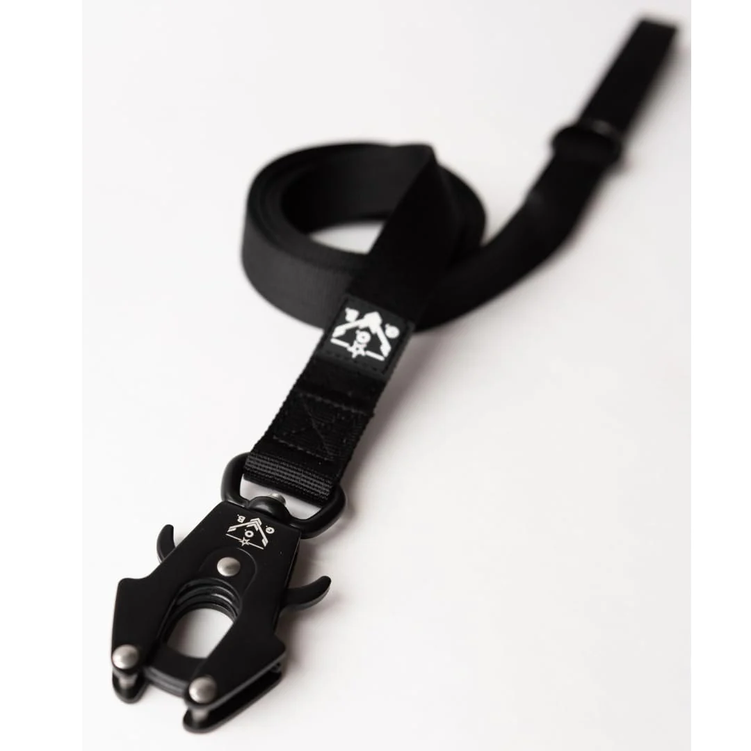 Operation Good Boy Tactical Leash Black 5ft - Image 1
