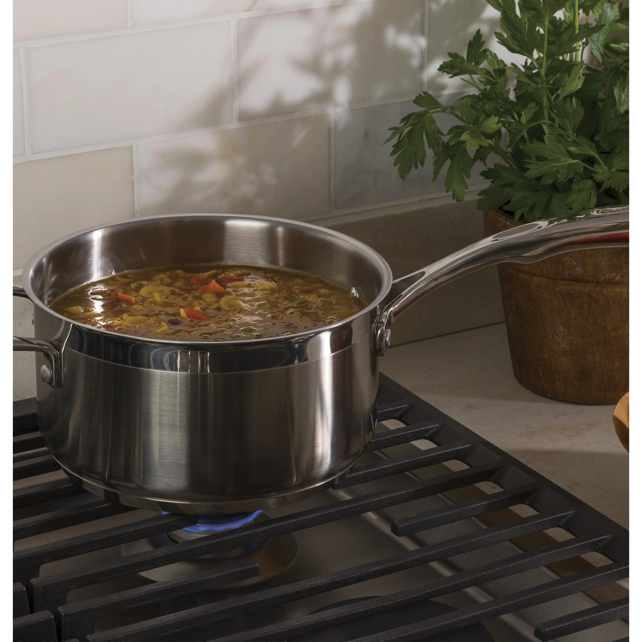 GE 30-inch Built-In gas Cooktop JGP5030SLSS - Image 2