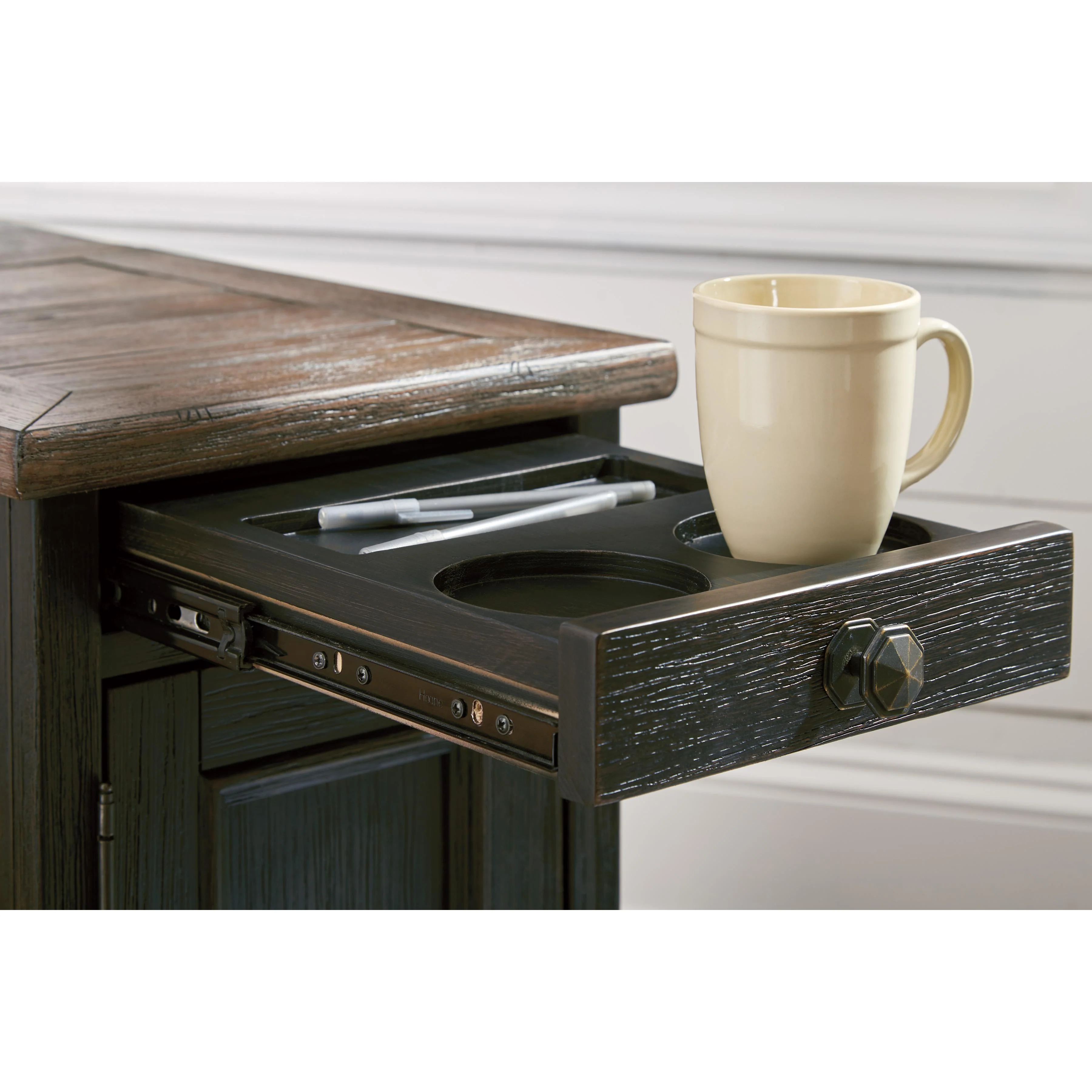 Signature Design by Ashley Tyler Creek End Table T736-7 - Image 2
