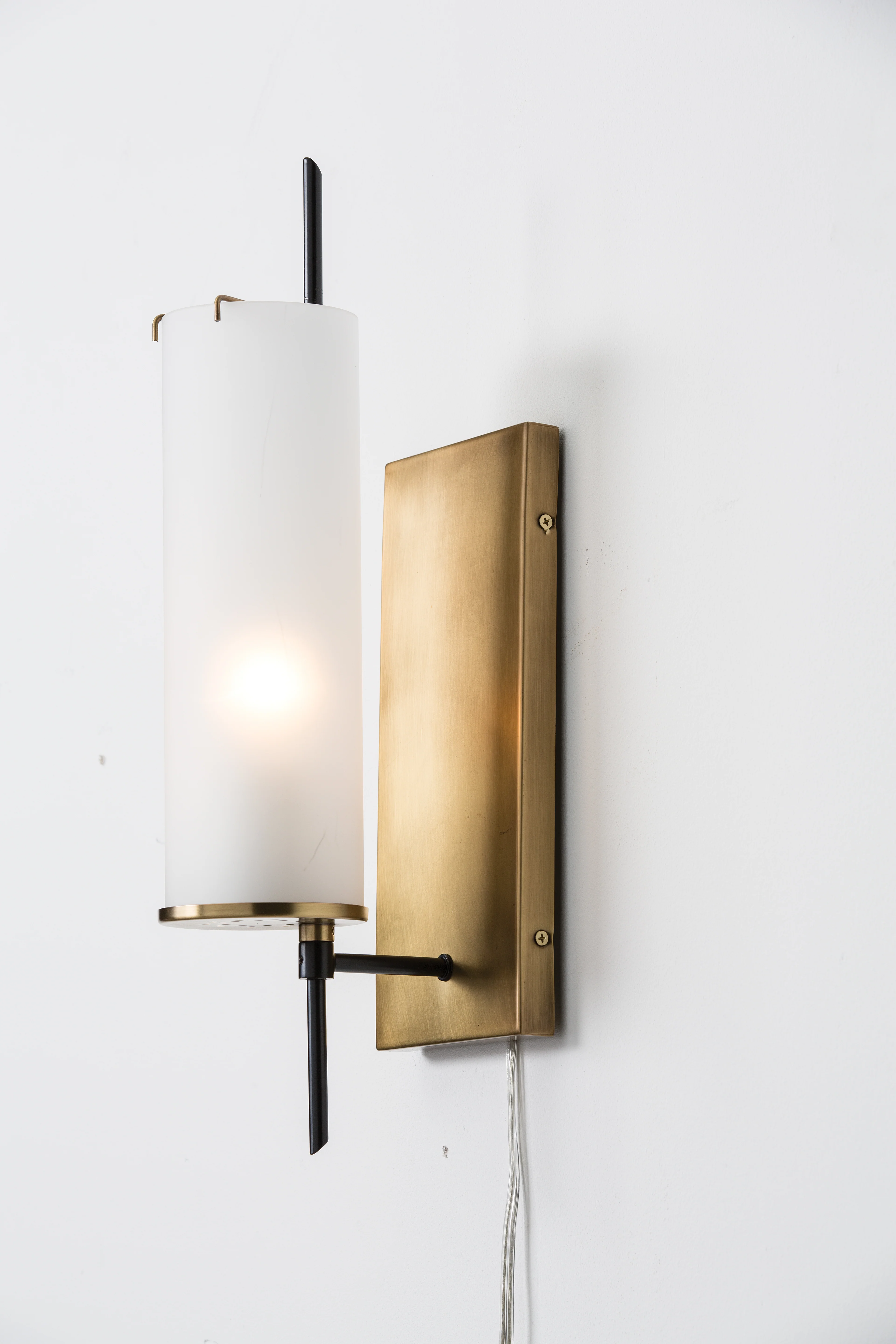 Stefan Sconce - Image 2