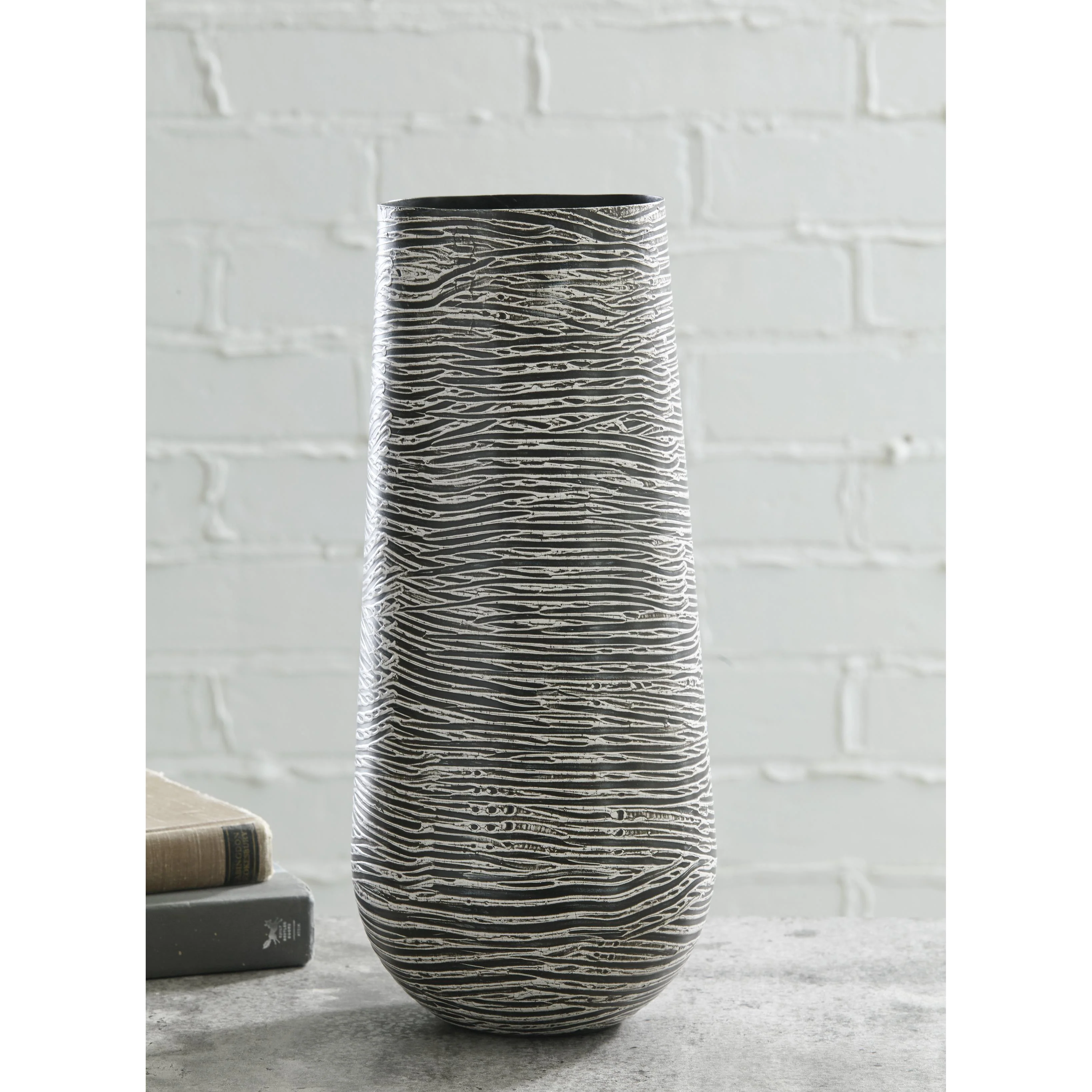Signature Design by Ashley Fynn A2000515 Vase - Image 2
