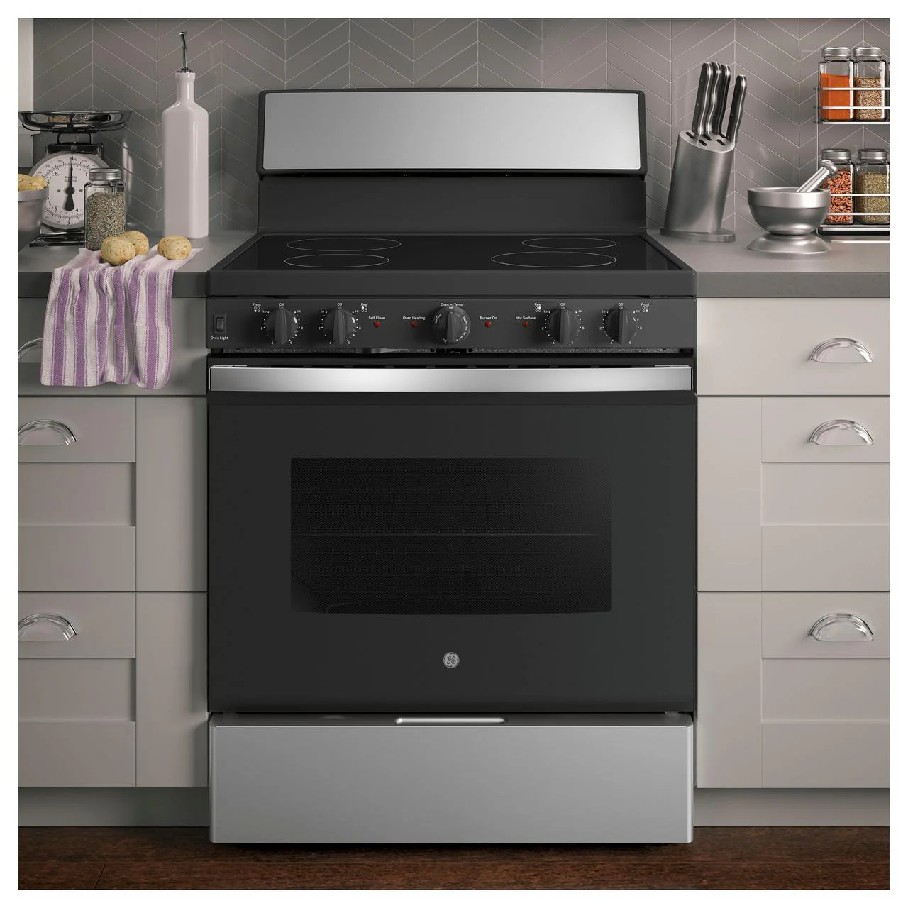 GE 30-inch Freestanding Electric Range with Radiant Smooth Cooktop JB480STSS - Image 3