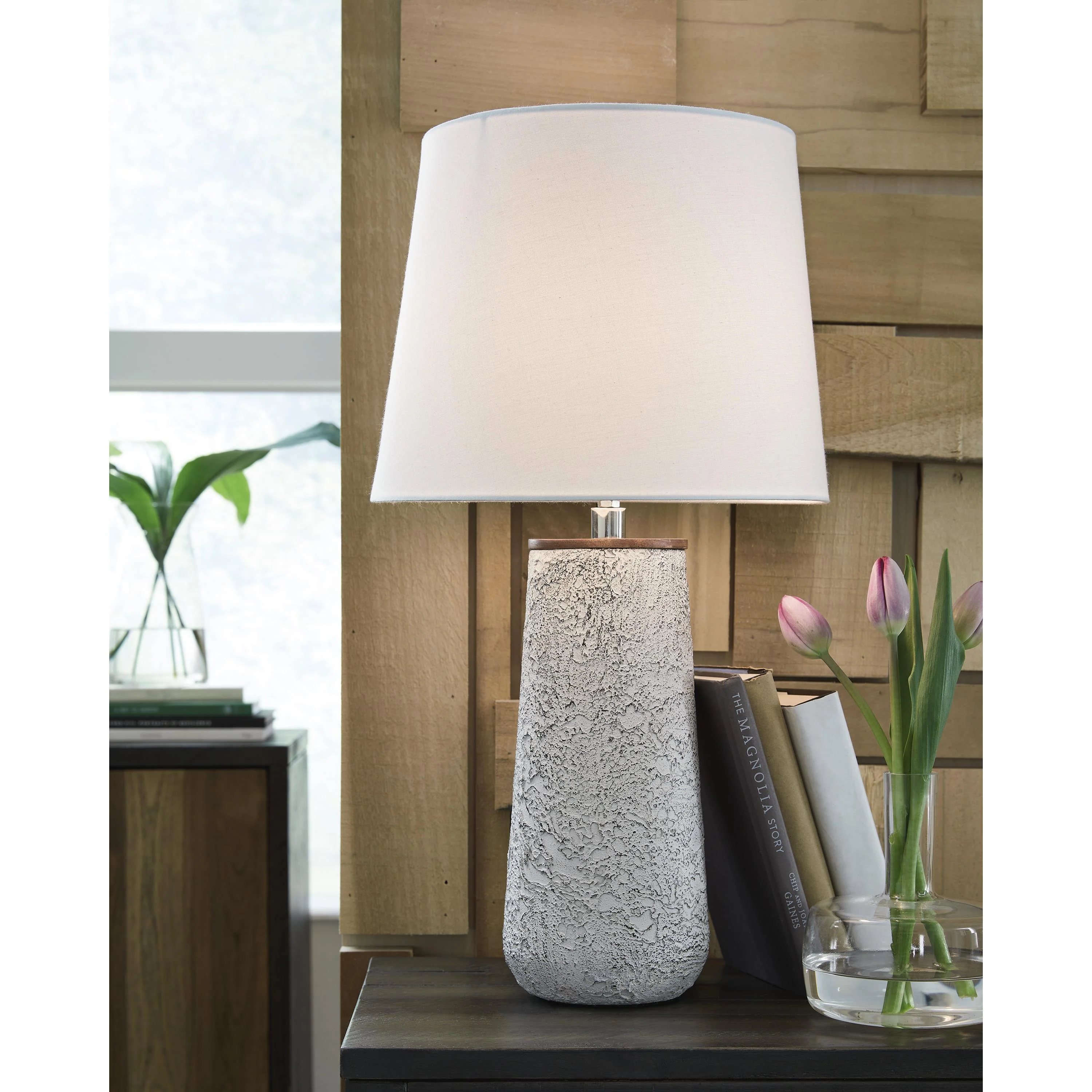Signature Design by Ashley Chaston L204464 Metal Table Lamp - Image 2
