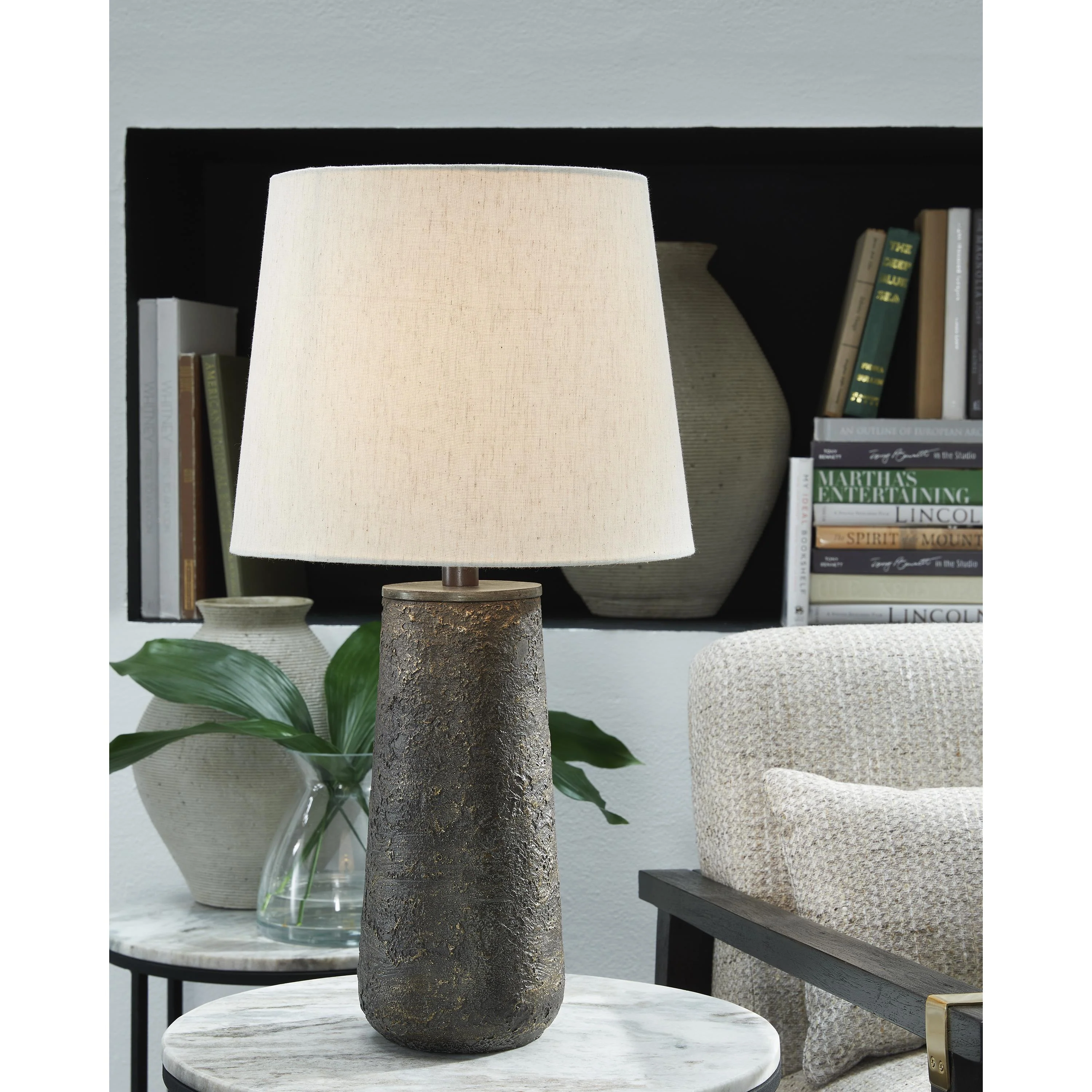 Signature Design by Ashley Chaston L204474 Metal Table Lamp - Image 2