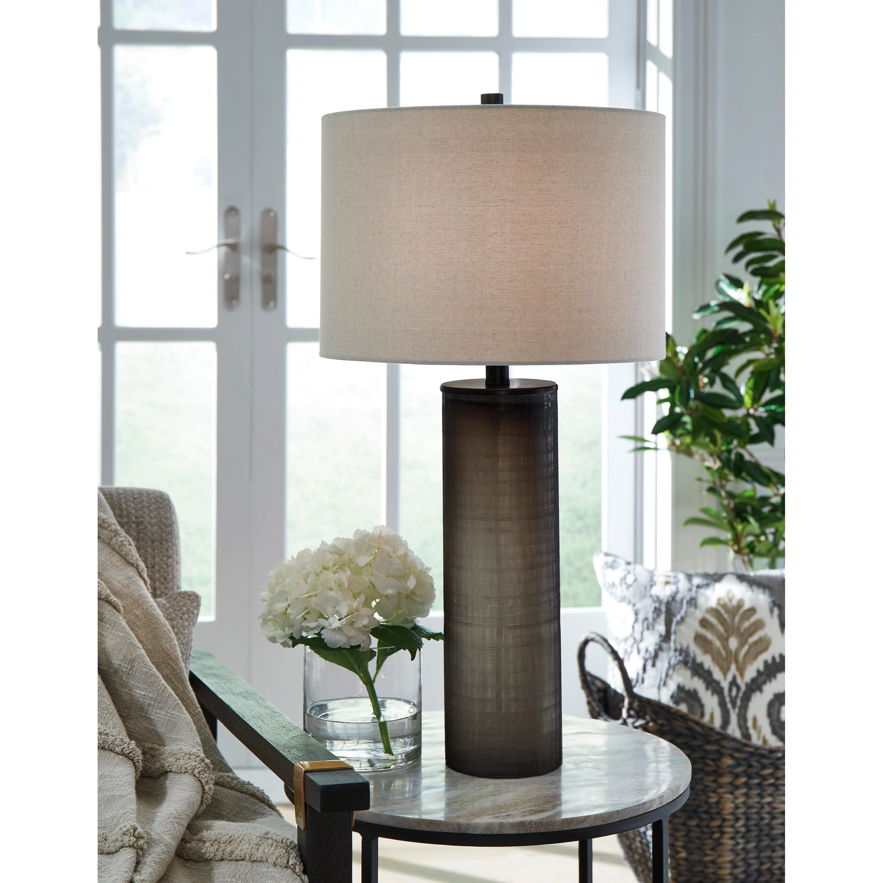 Signature Design by Ashley Dingerly L430824 Glass Table Lamp - Image 2