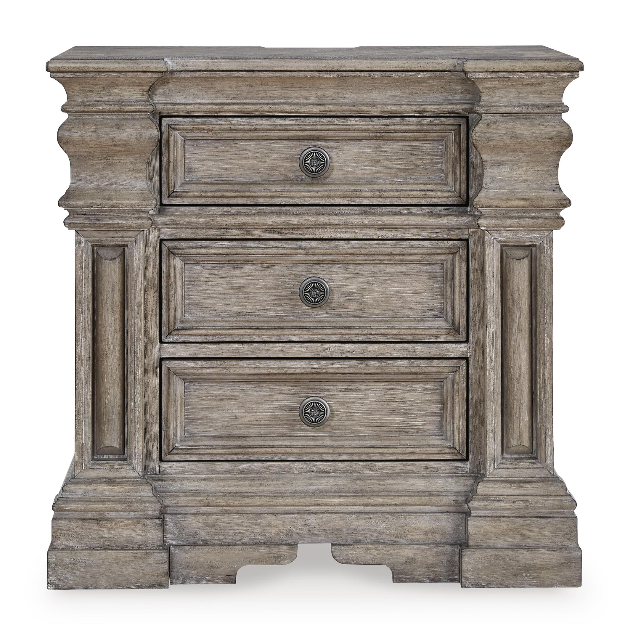 Signature Design by Ashley Blairhurst B916-93 Three Drawer Night Stand - Image 3