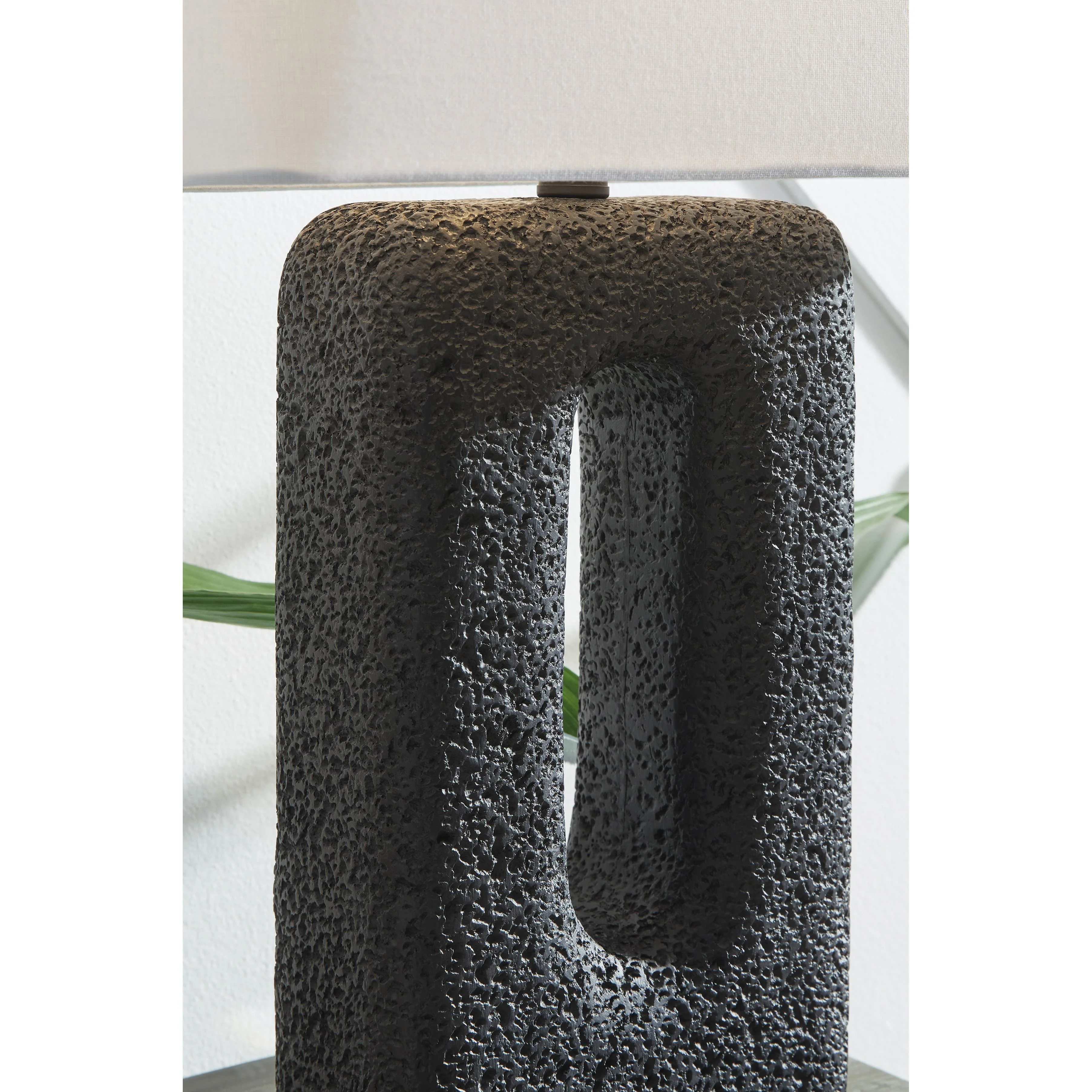Signature Design by Ashley Wimmings L243654 Poly Table Lamp - Image 3