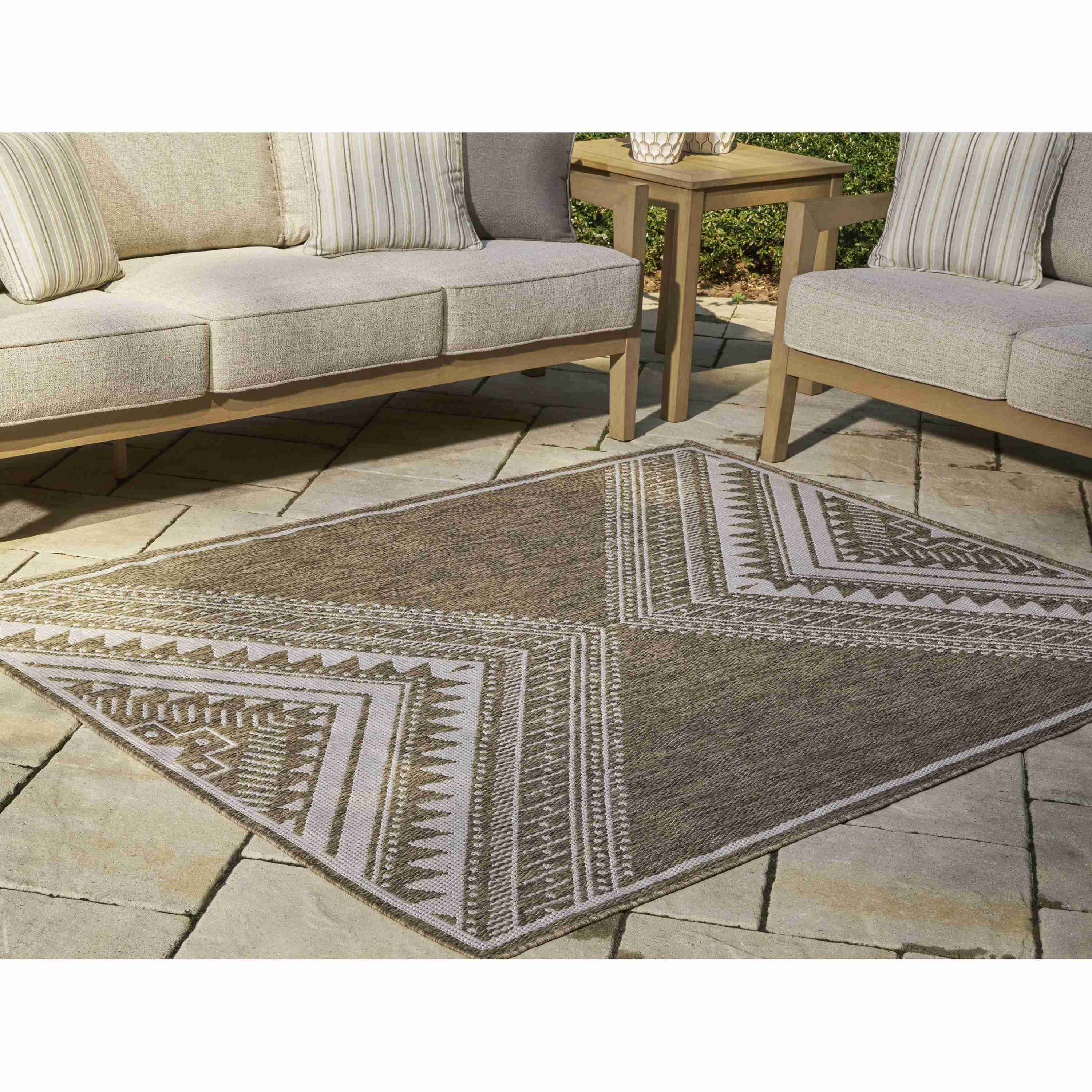 Signature Design by Ashley Dunsler R900011 Large Rug - Image 2