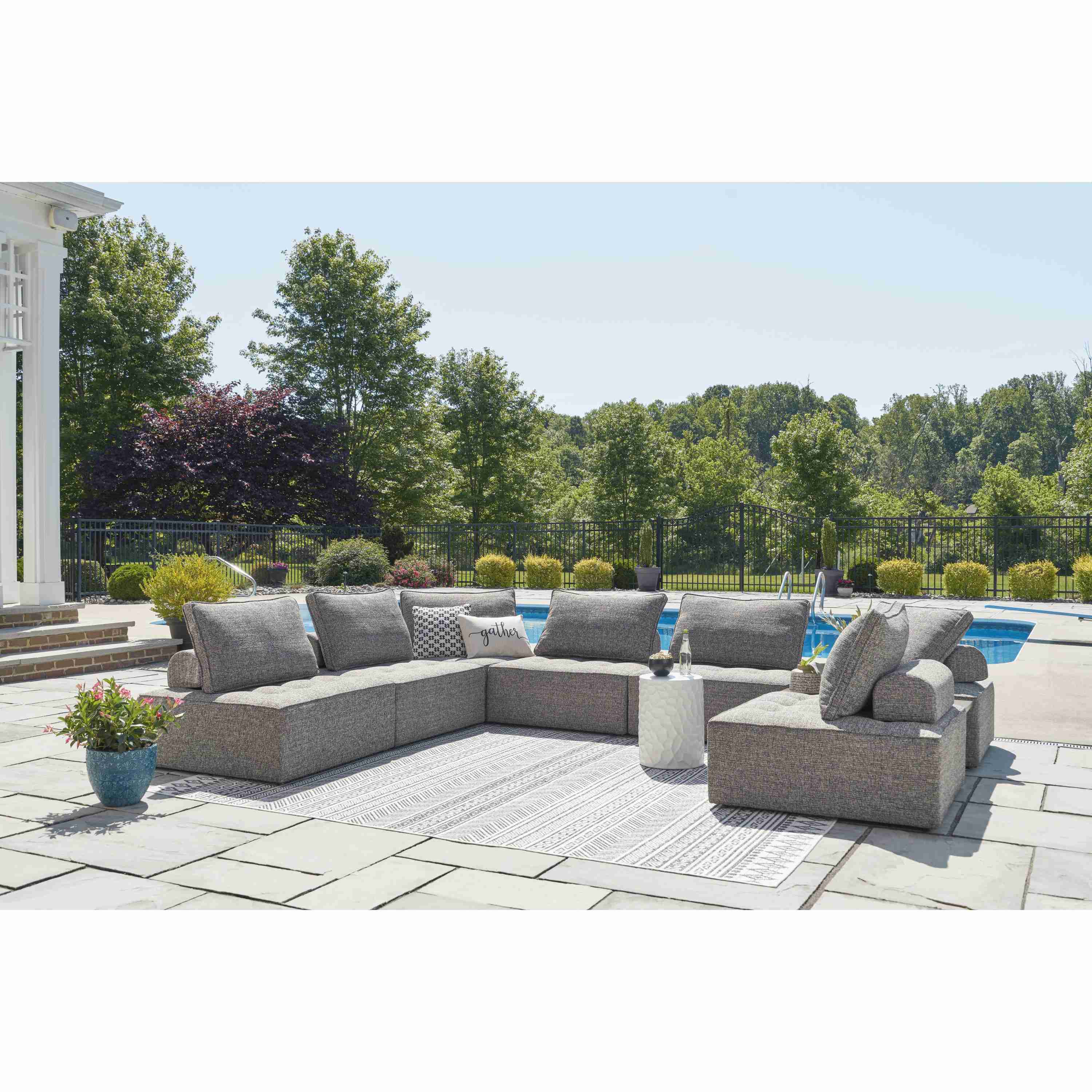 Signature Design by Ashley Bree Zee P160P6 8 pc Outdoor Sectional - Image 1