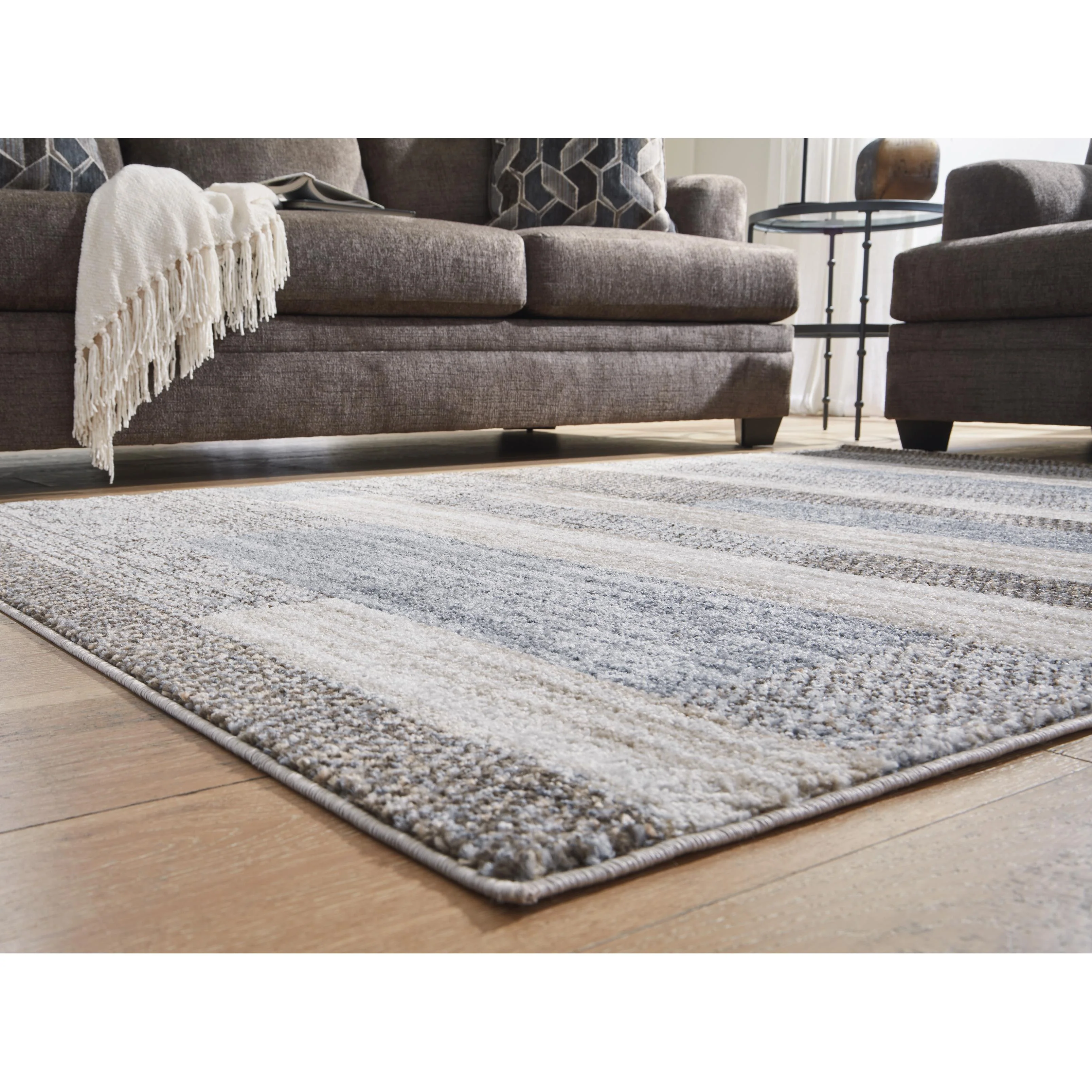 Signature Design by Ashley Sethburn R406591 Large Rug - Image 3