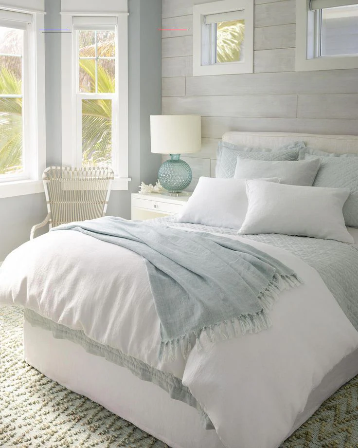 Linen Sky Blue Quilt - Image 2