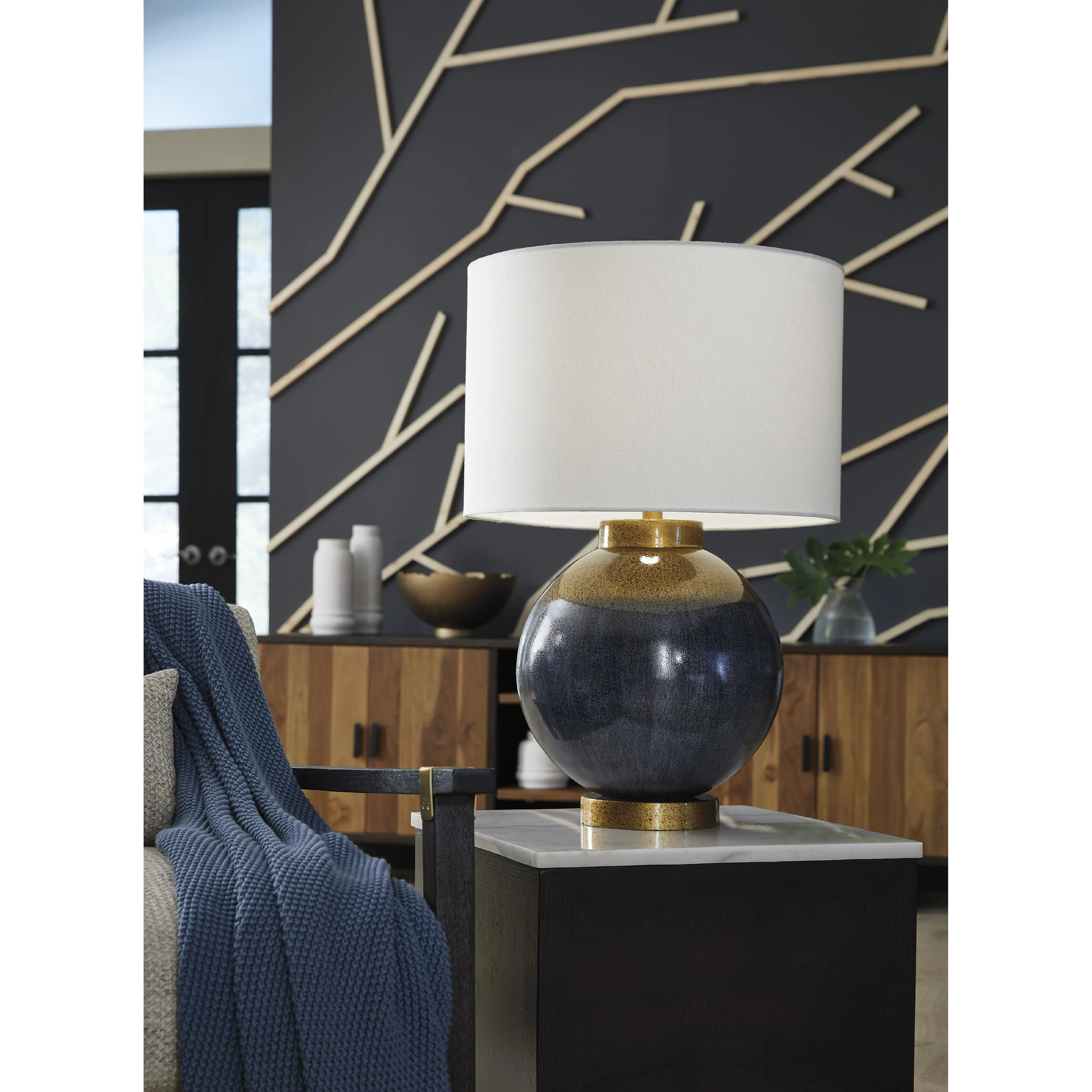 Signature Design by Ashley Adara L207564 Metal Table Lamp - Image 2
