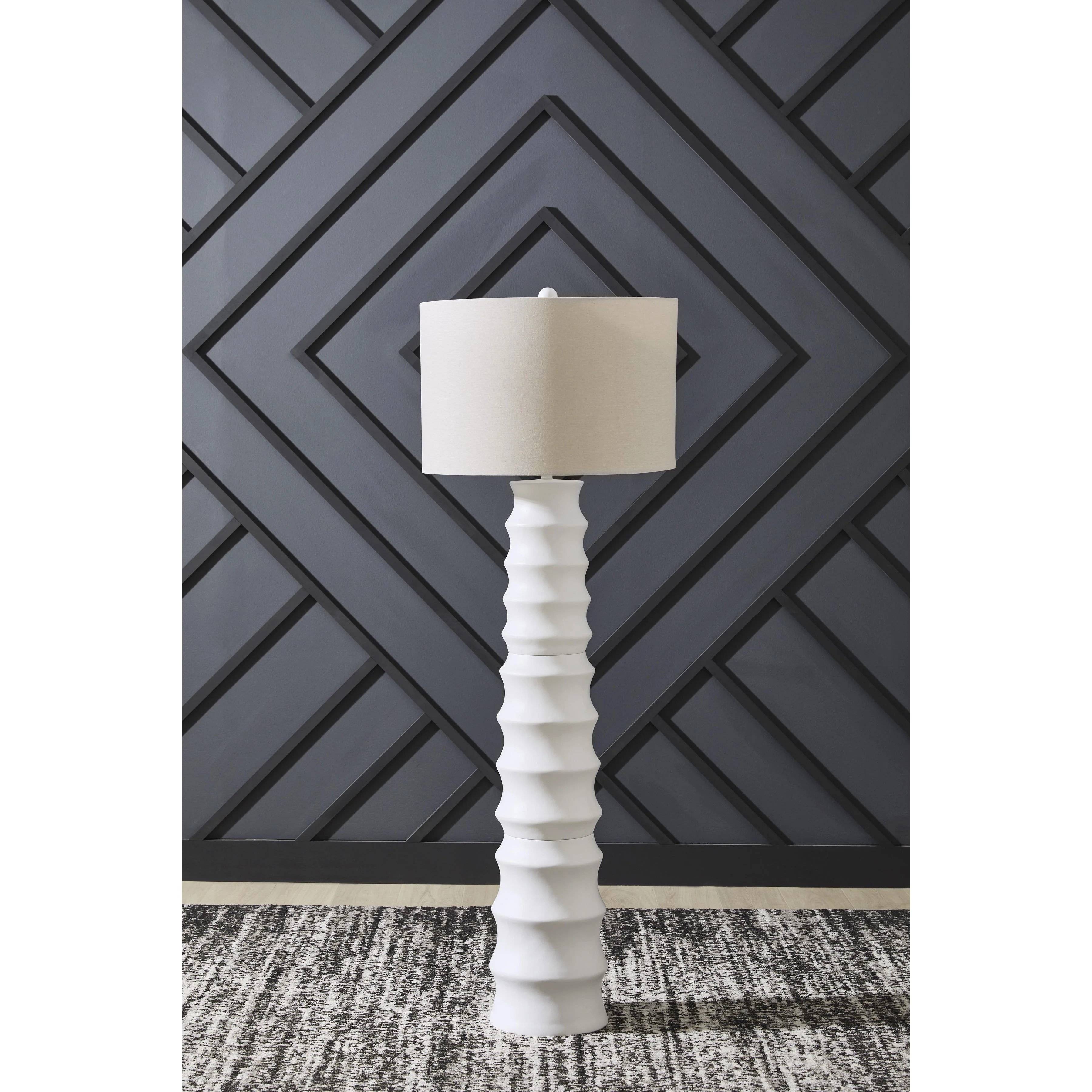 Signature Design by Ashley Veraleigh L235851 Poly Floor Lamp - Image 2