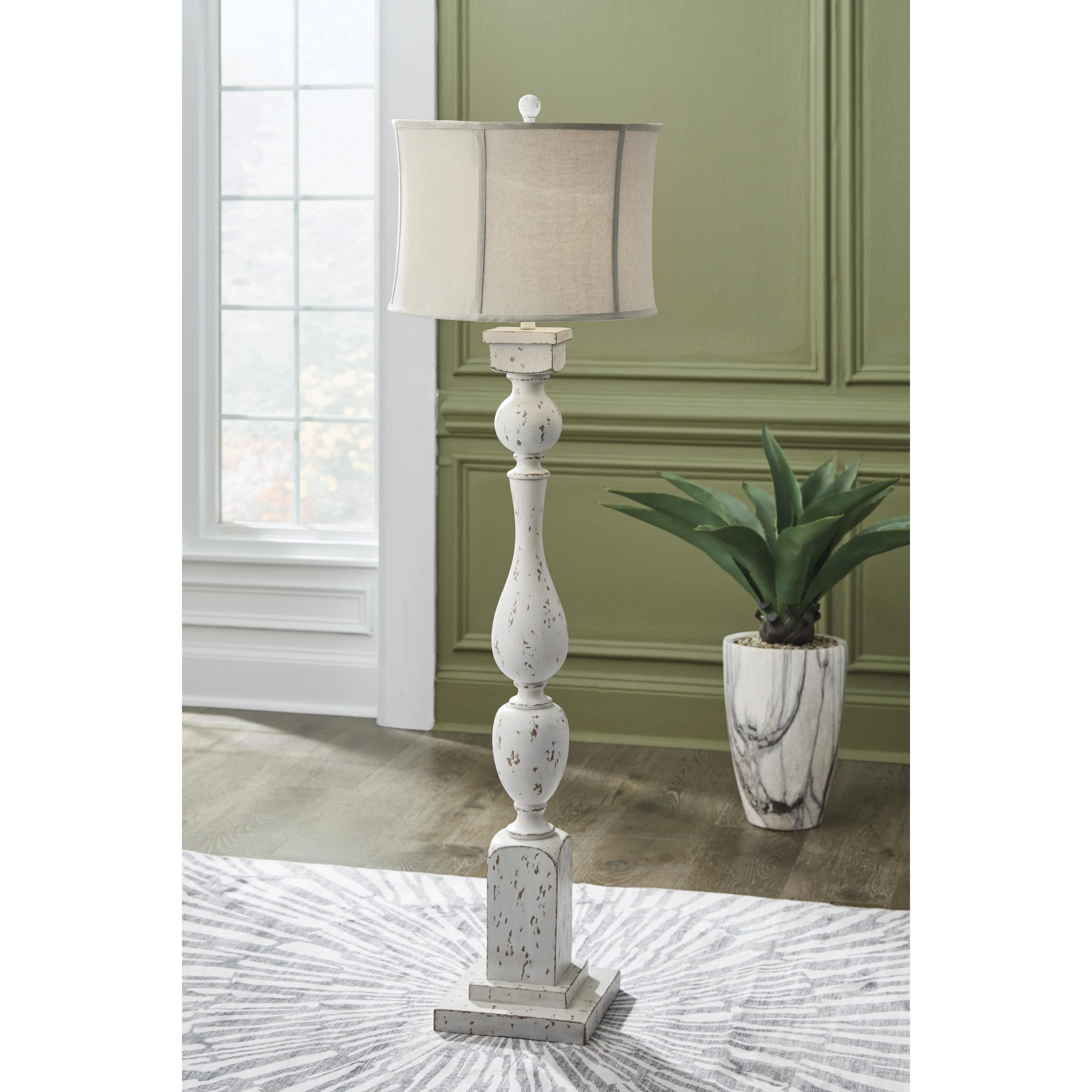 Signature Design by Ashley Madsbrook L235921 Poly Floor Lamp - Image 2
