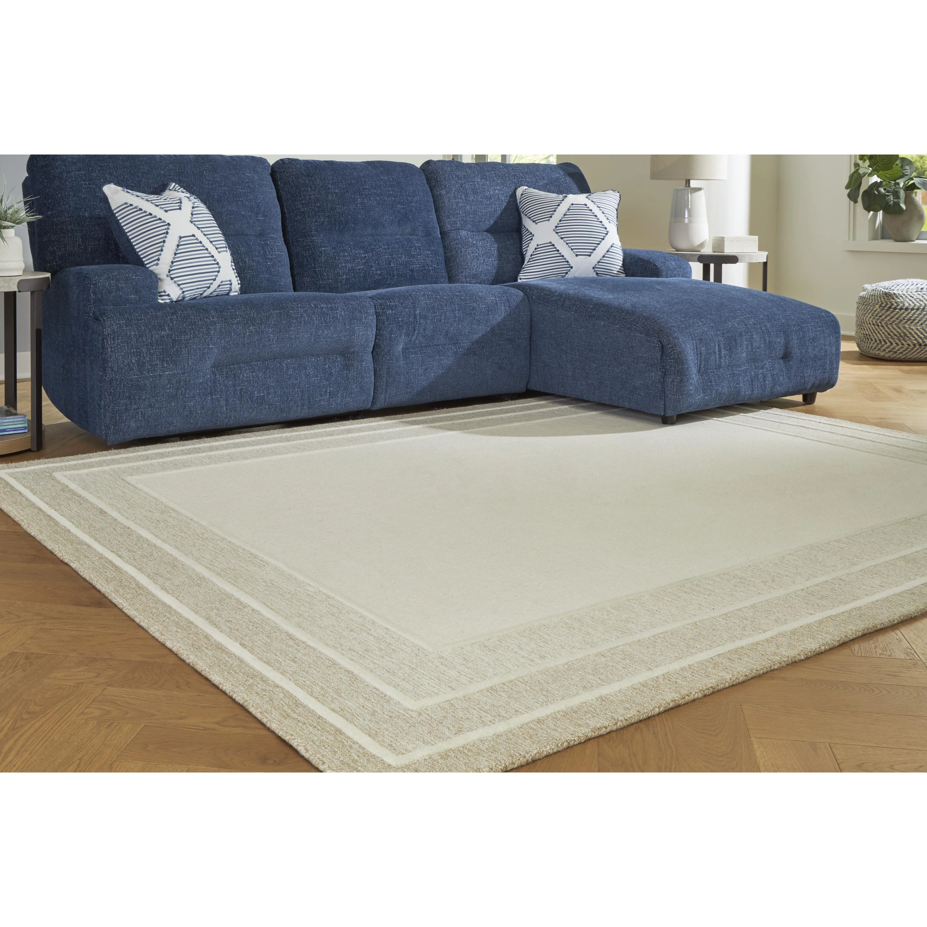 Signature Design by Ashley Teelgan R407311 Large Rug - Image 2
