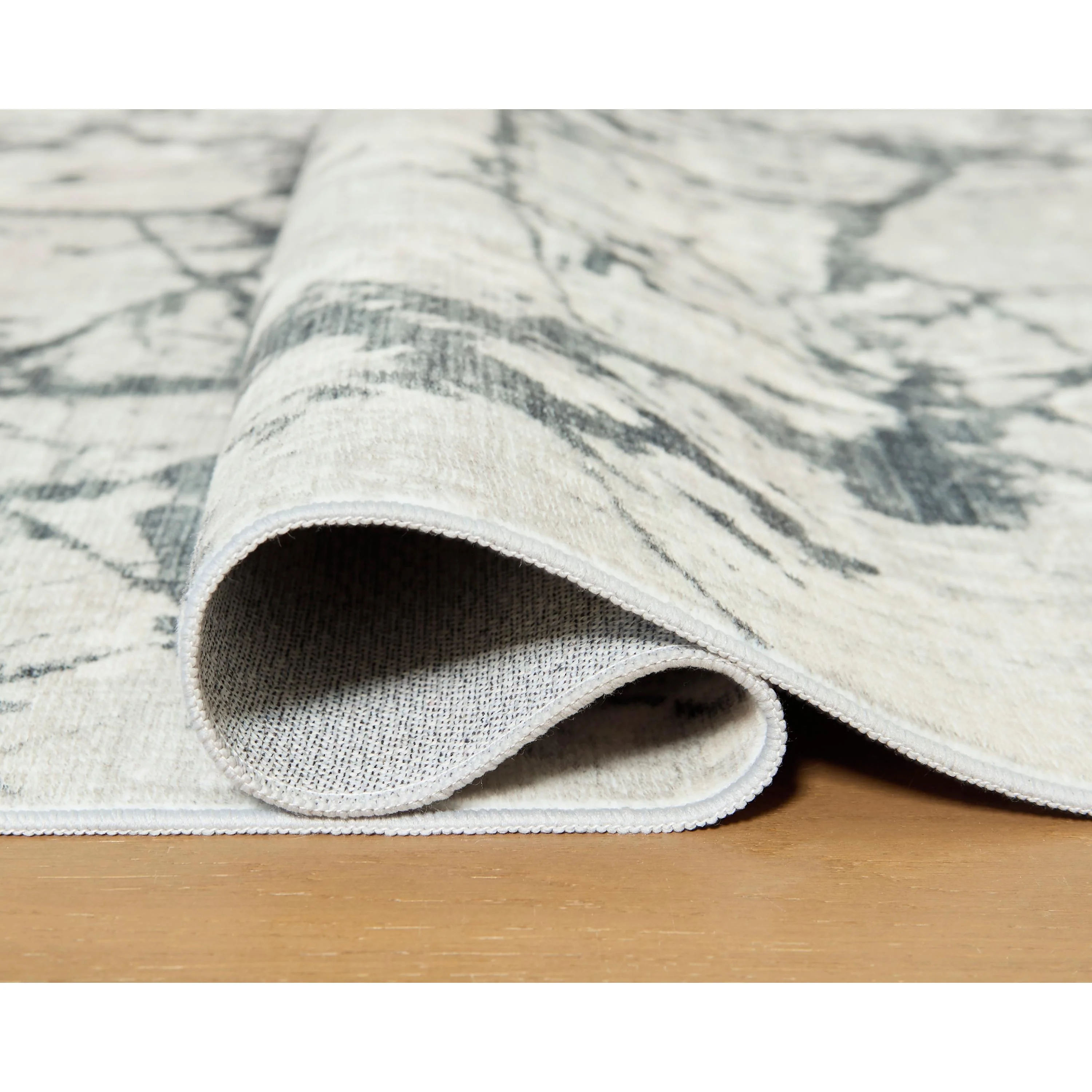 Signature Design by Ashley Tobinbury R407422 Washable Medium Rug - Image 3