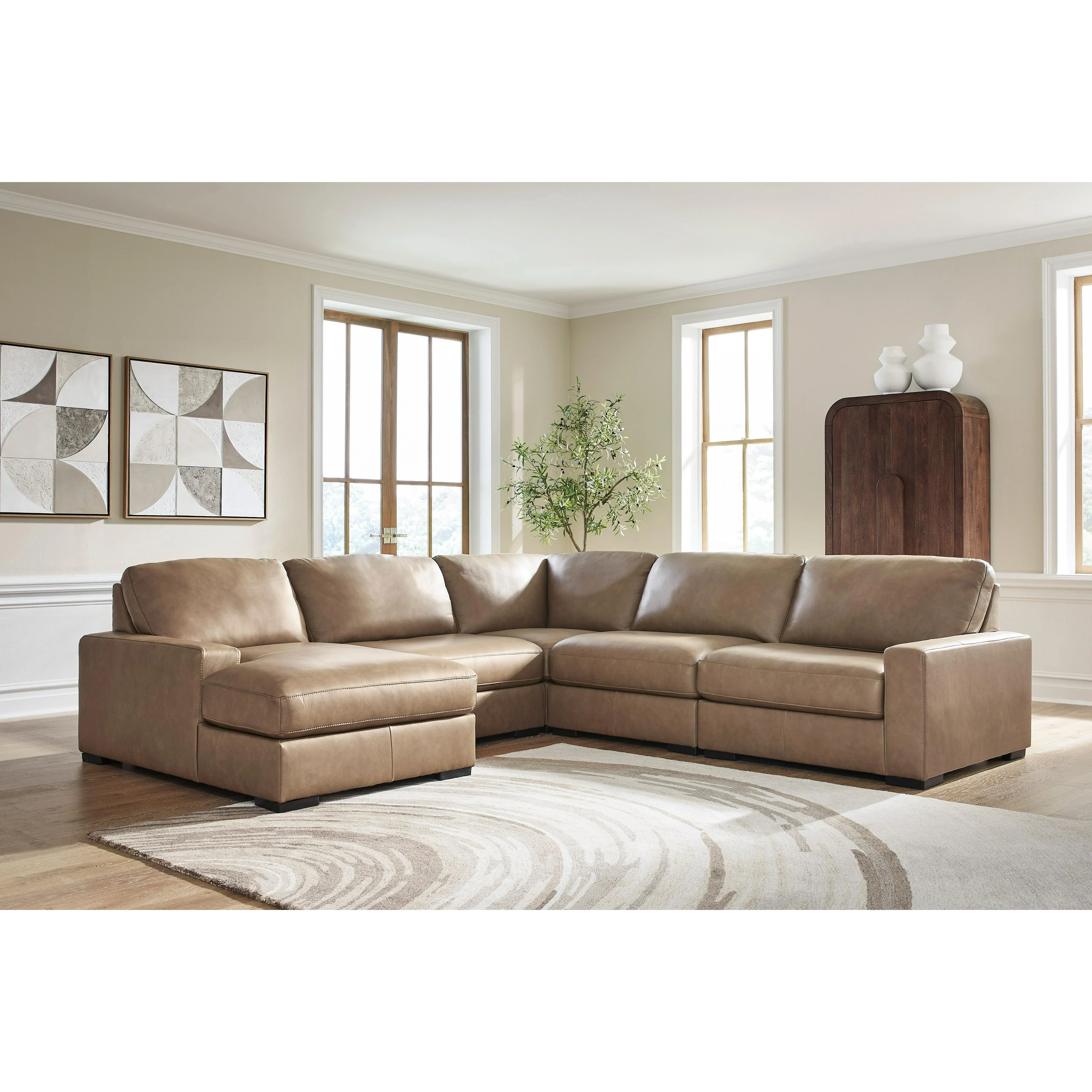 Benchcraft Veronella 76106S12 5 pc Sectional with Chaise - Image 2