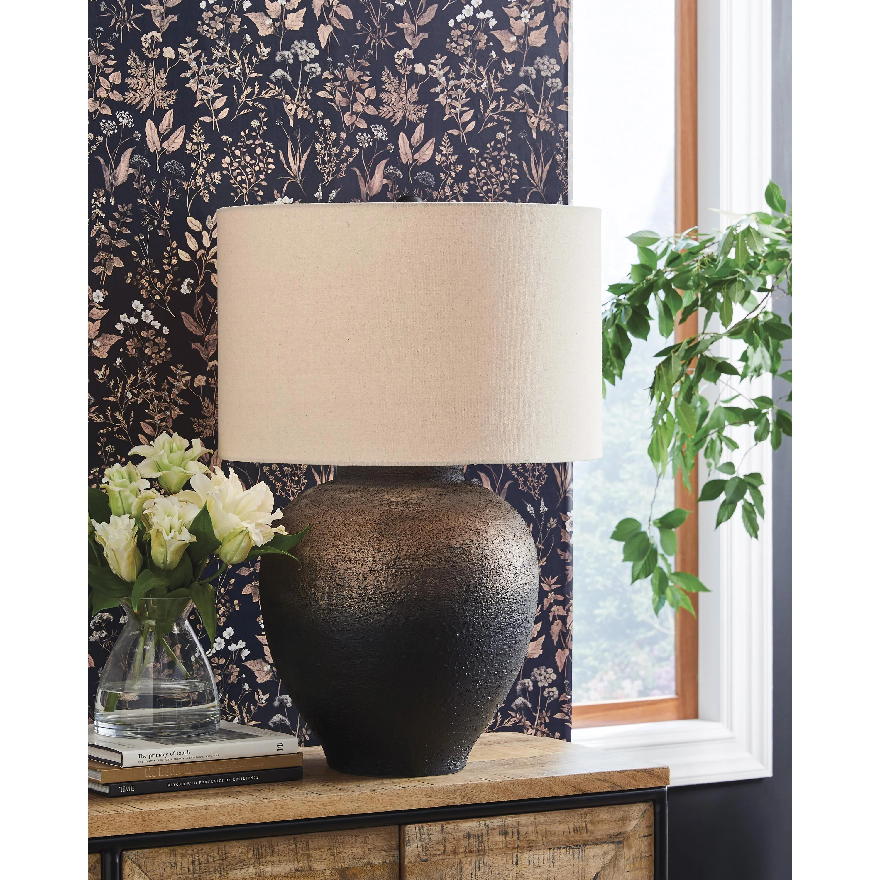 Signature Design by Ashley Newgerhard L207644 Metal Table Lamp - Image 2