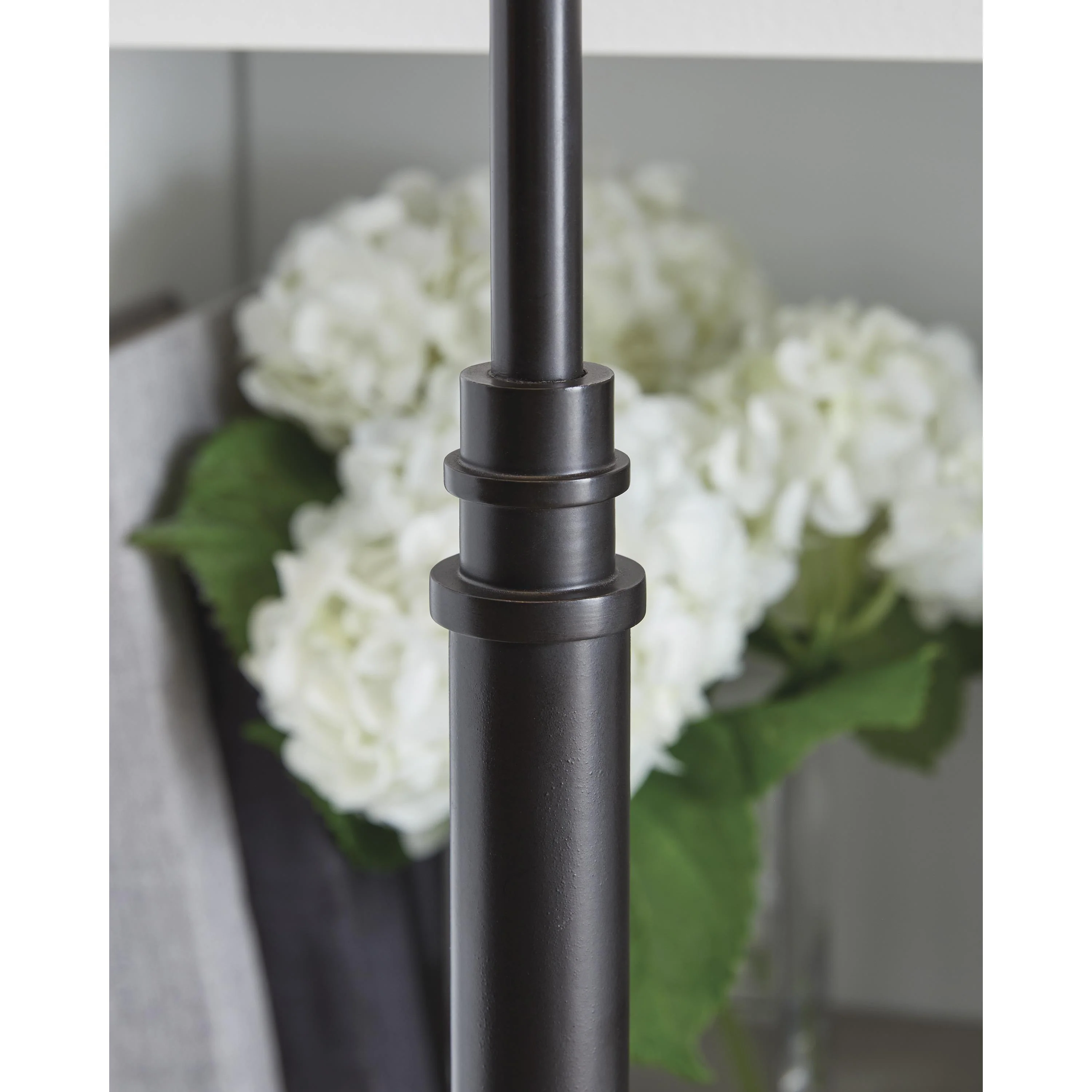 Signature Design by Ashley Wimner L208464 Metal Table Lamp - Image 3