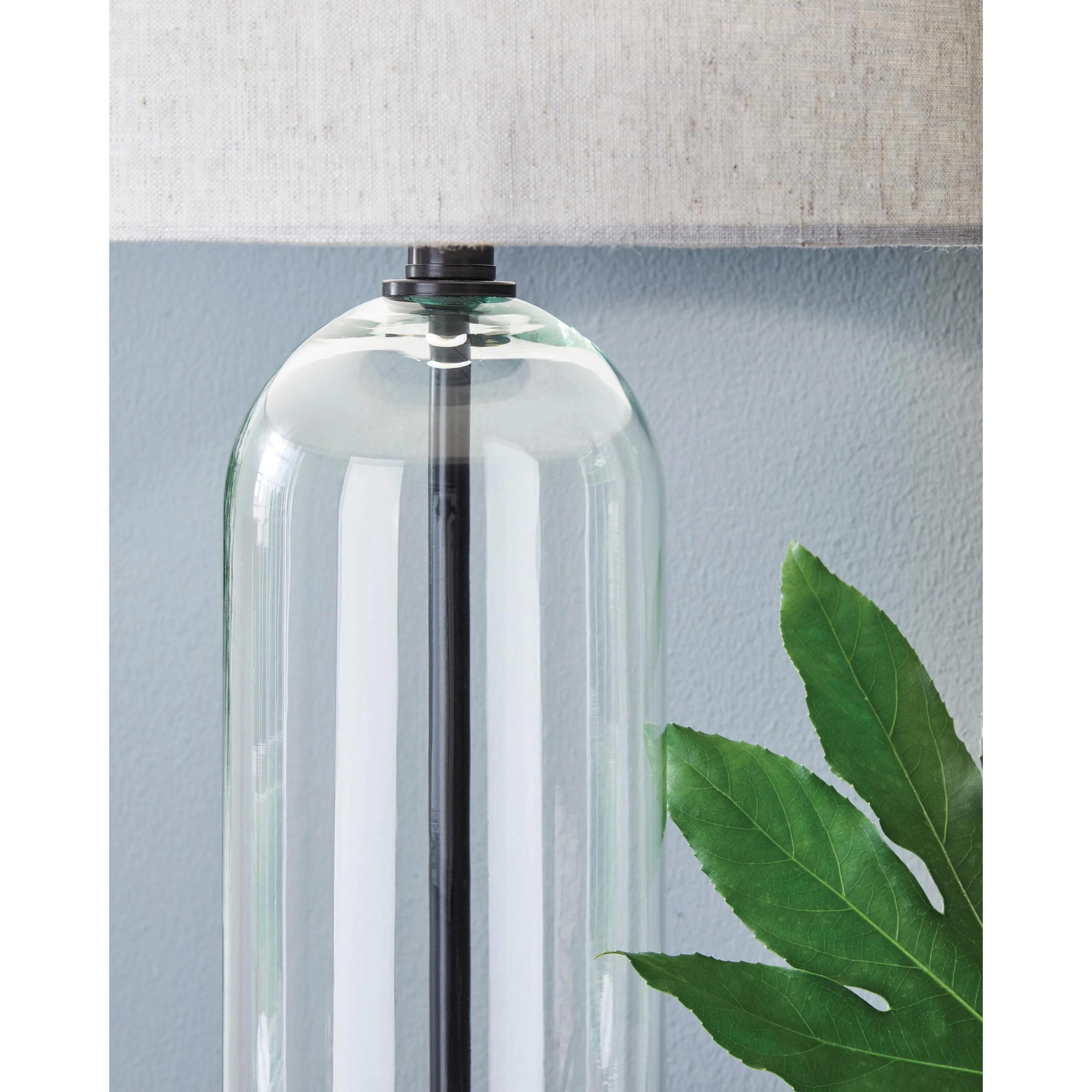 Signature Design by Ashley Kerrbrook L430944 Glass Table Lamp - Image 3