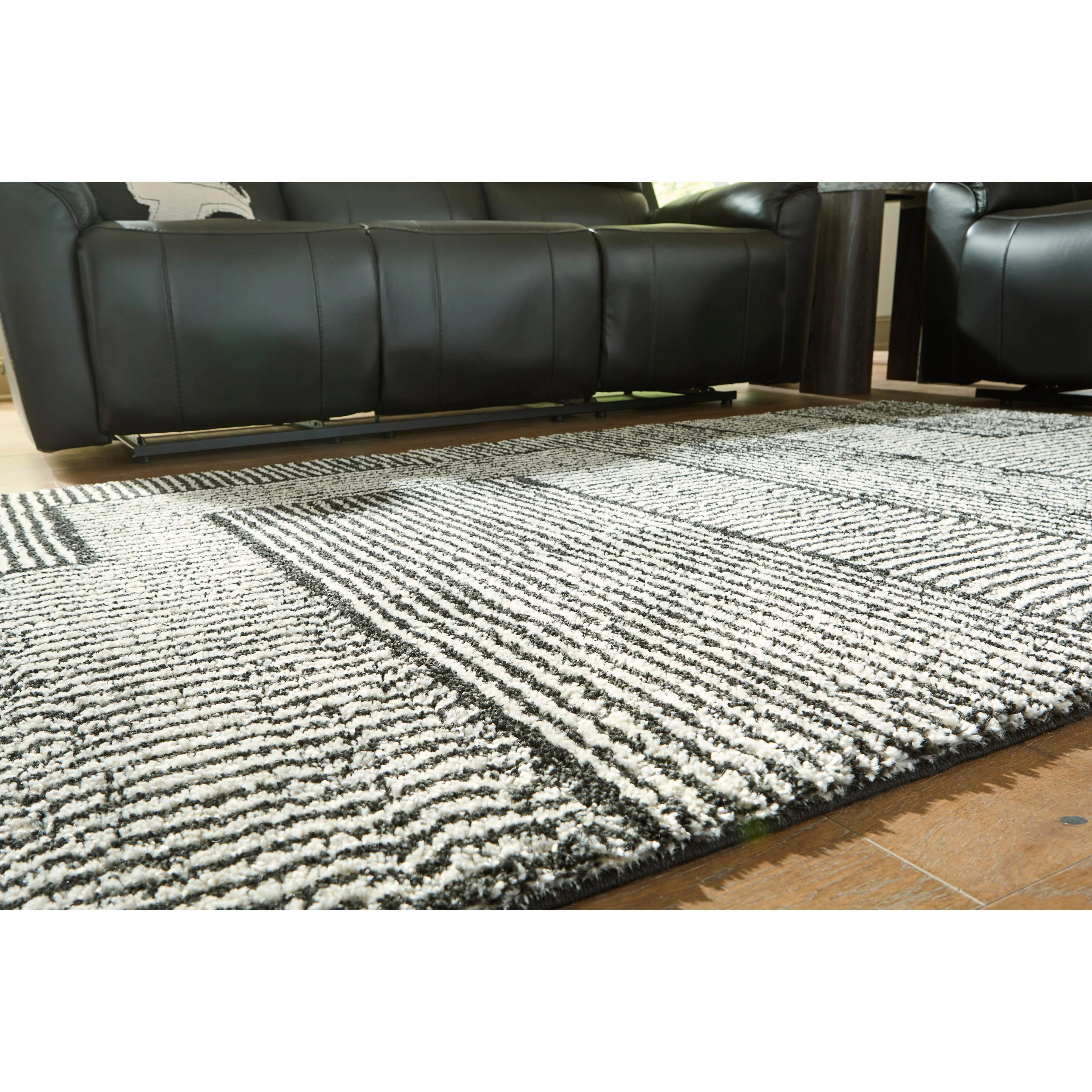 Signature Design by Ashley Kurtmen R407592 Medium Rug - Image 3