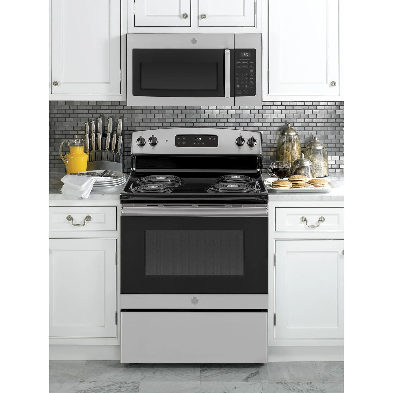 GE 30-inch, 1.6 cu. ft. Over-the-Range Microwave Oven JVM3160RTSS - Image 3