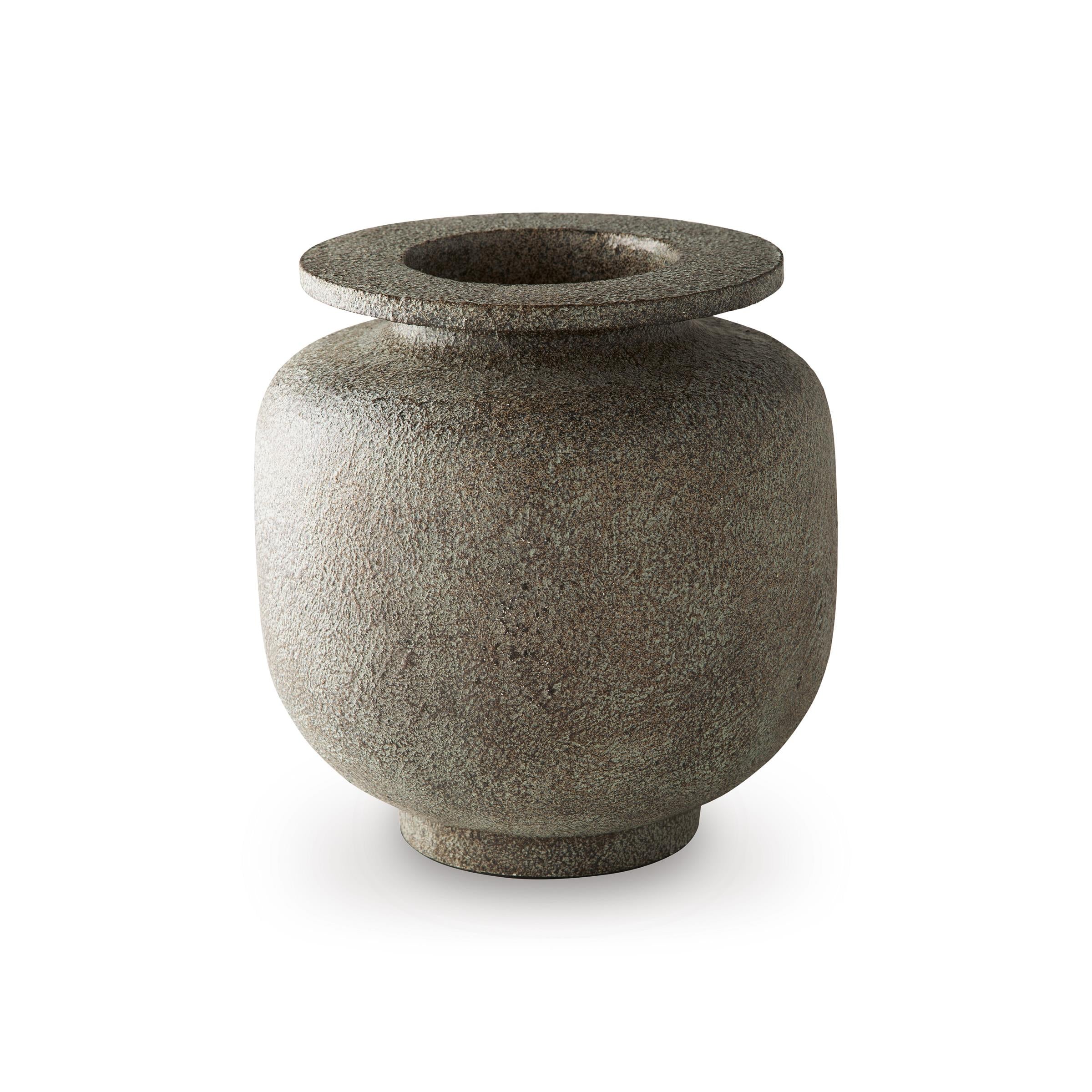 Signature Design by Ashley Jedwick A2000906 Vase - Image 2