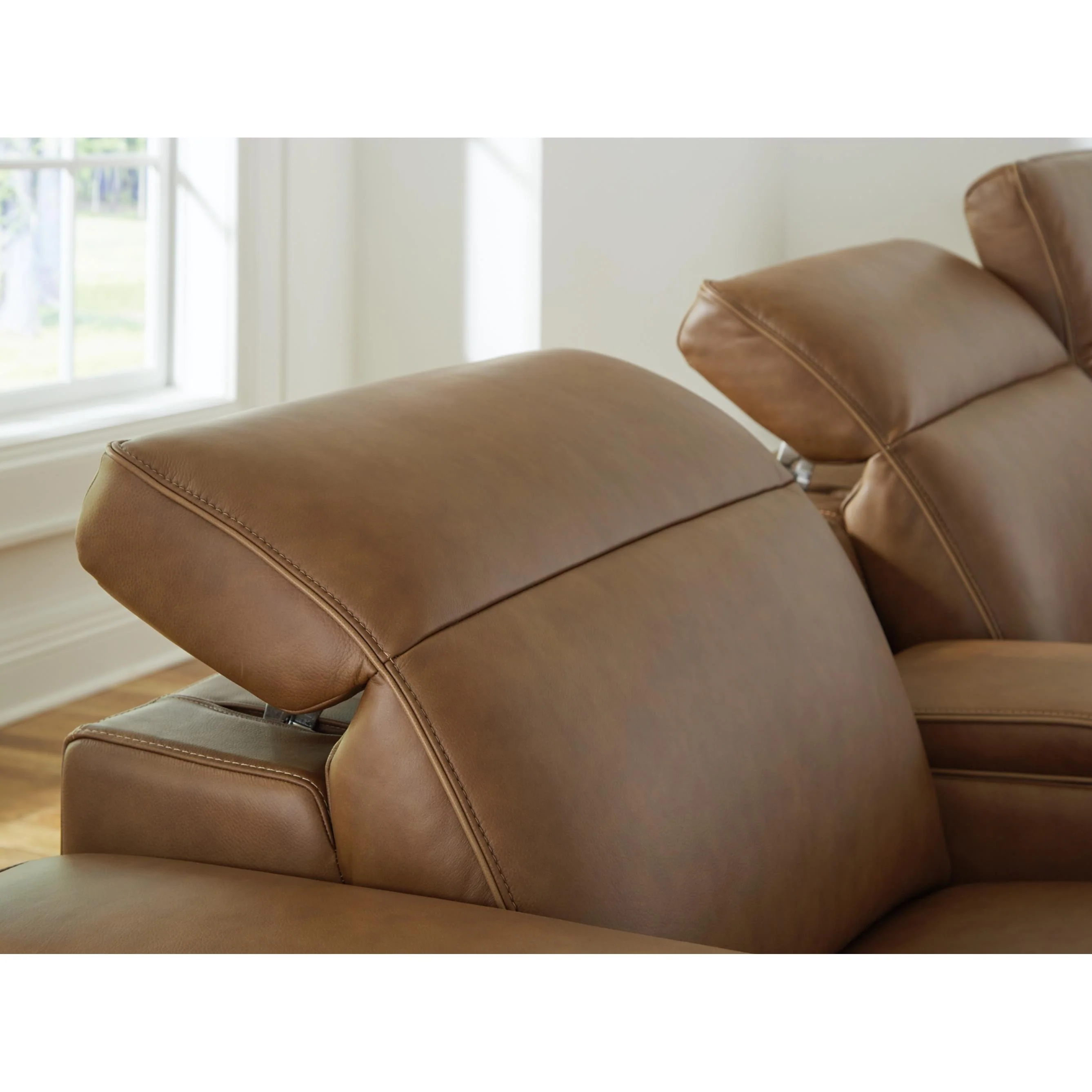 Signature Design by Ashley Magic Man Power Reclining Leather Match 5 pc Sectional PCU1070031/PCU1070046A/PCU1070058/PCU1070062/PCU1070077 - Image 3