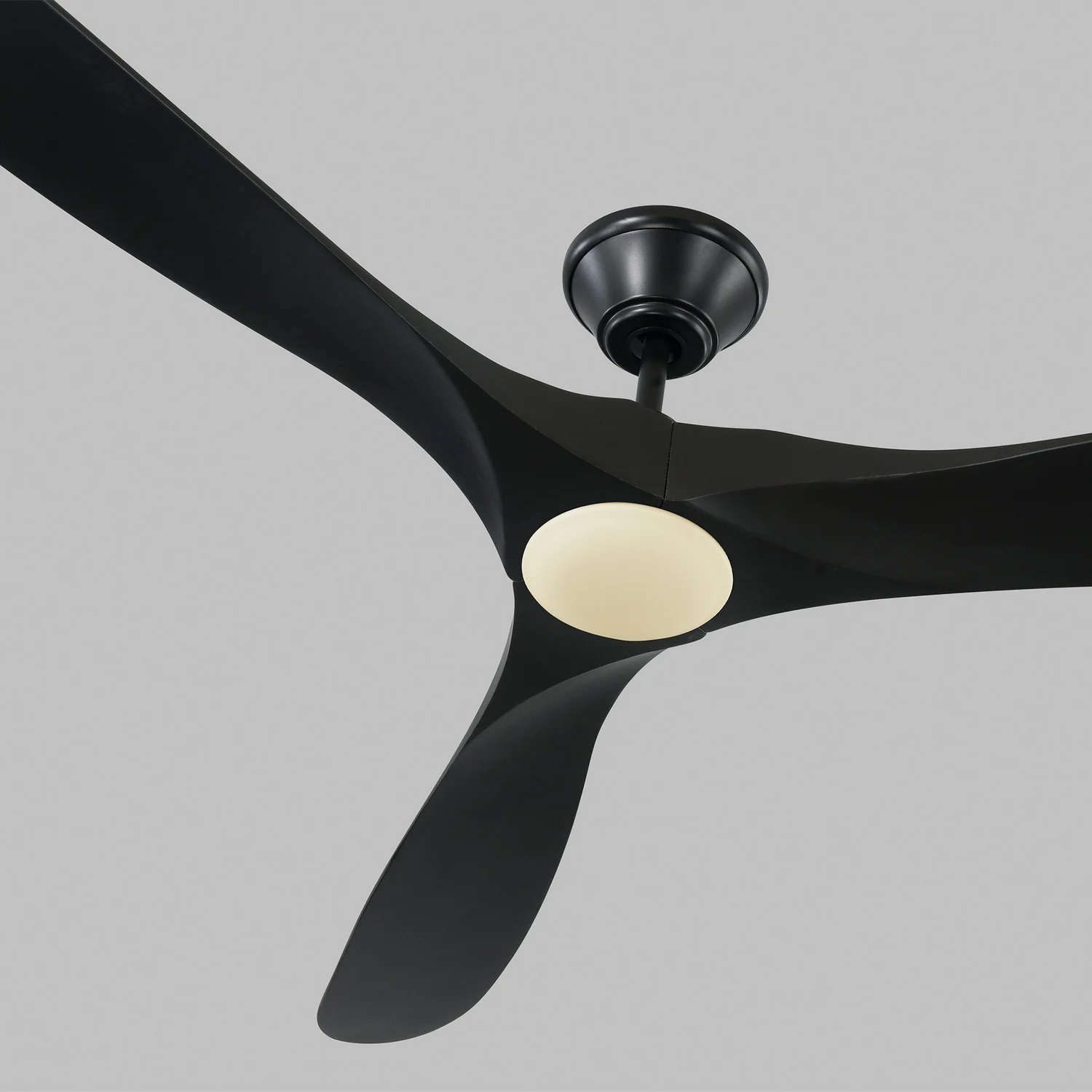 Maverick 70" Ceiling Fan - Image 2