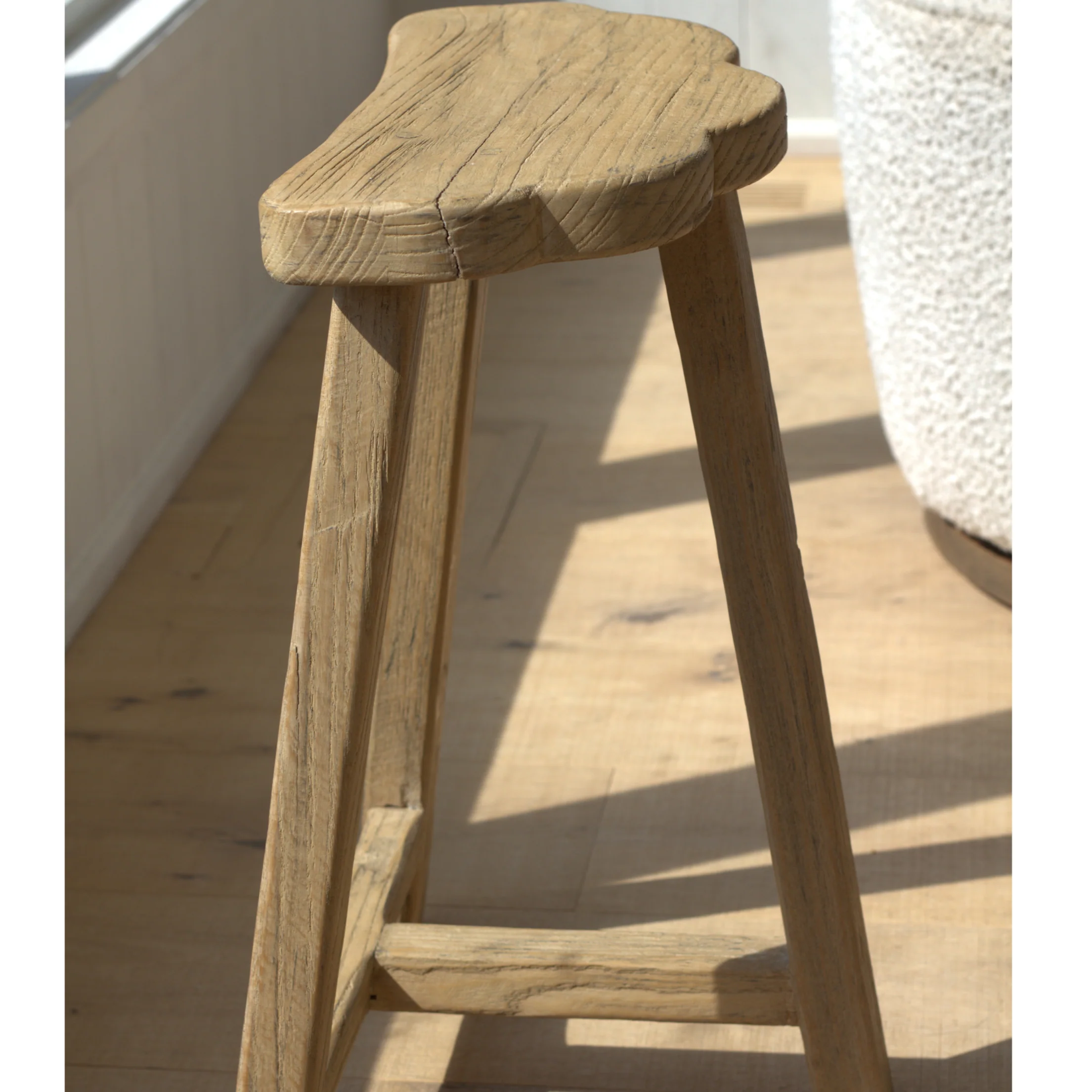 Lilliana Scalloped Stool - Image 3