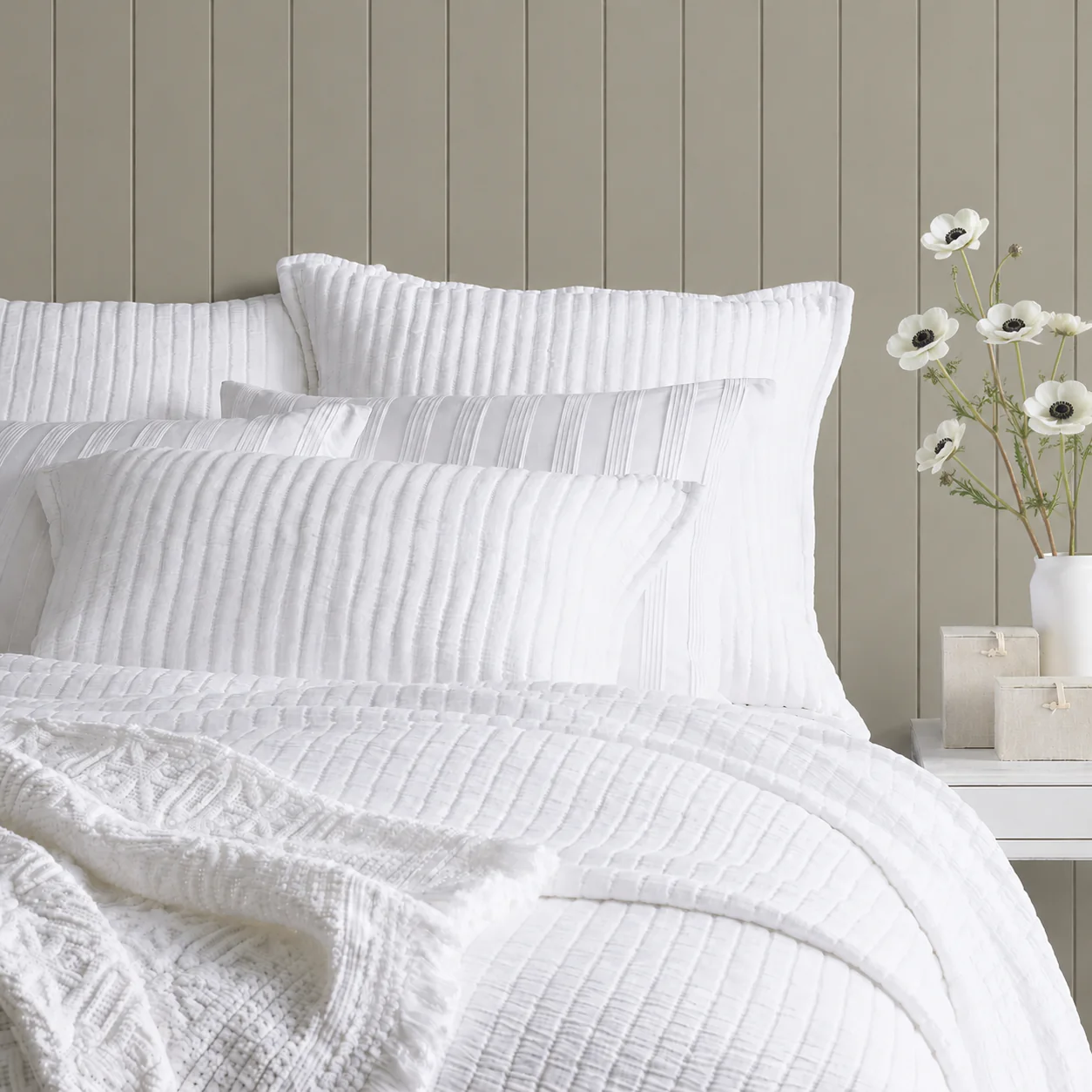 Boyfriend Matelasse Coverlet