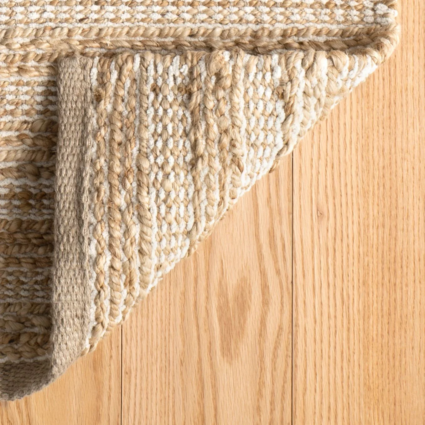 Simba Ivory Handwoven Jute Rug - Image 3