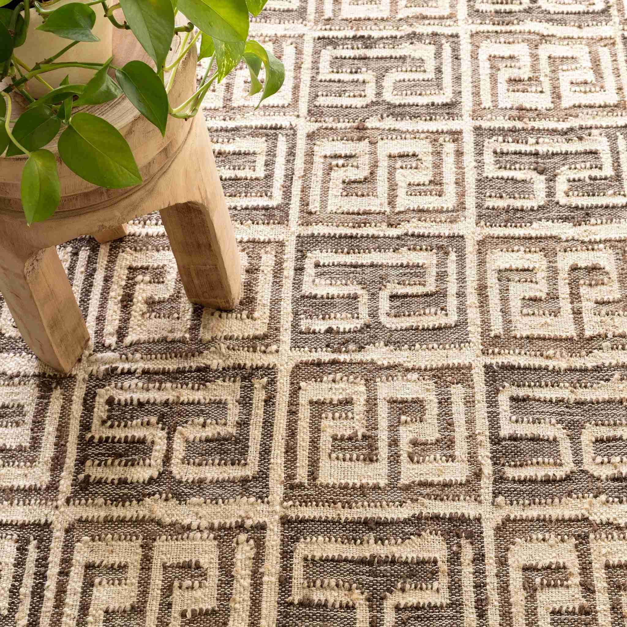 Auricula Handwoven Jute Rug - Image 2