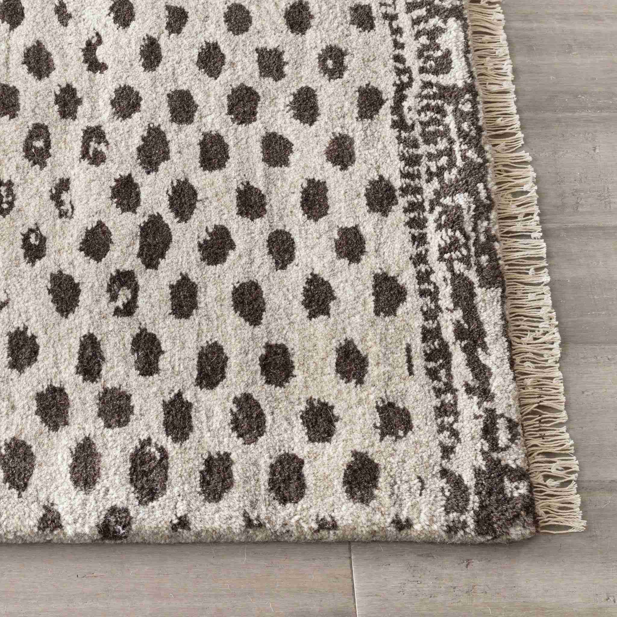 Hugo Hand Knotted Wool Rug - Image 2