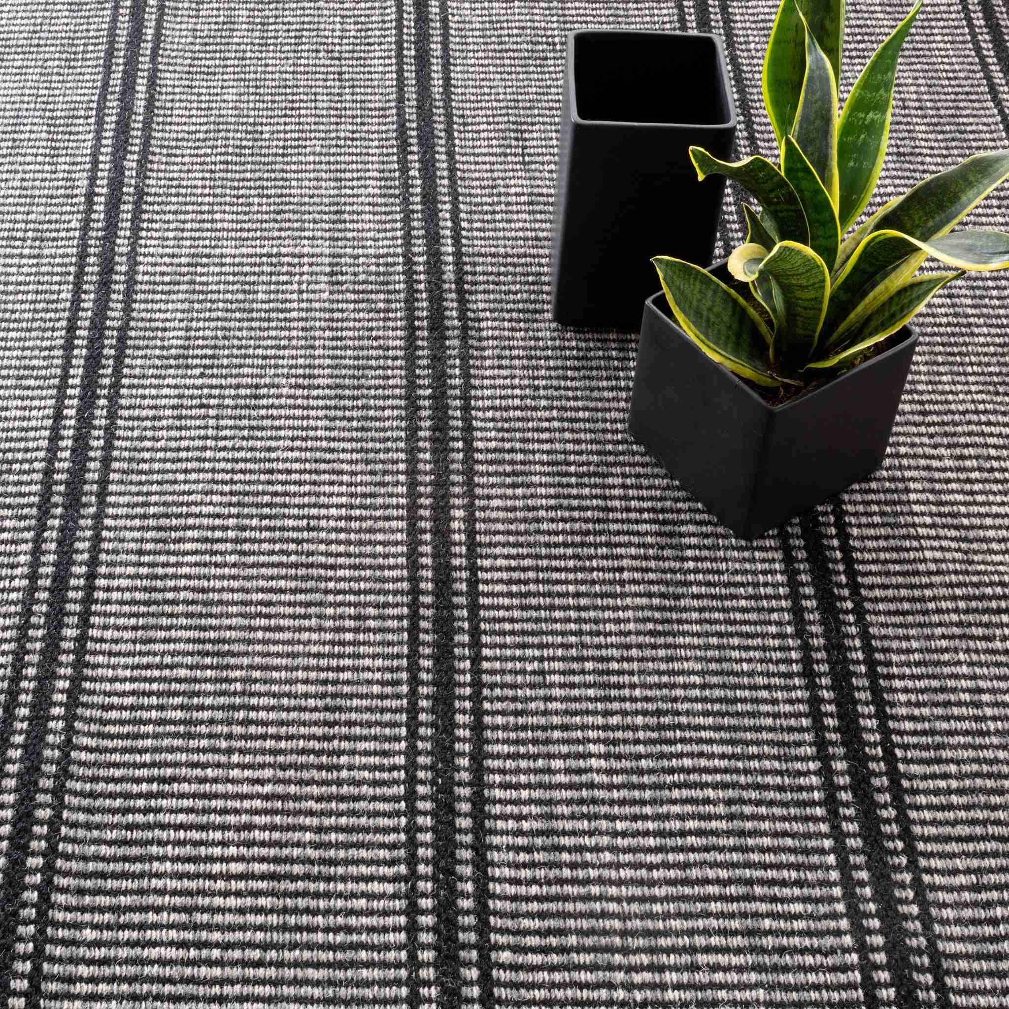 Malta Black Handwoven Wool Rug - Image 2