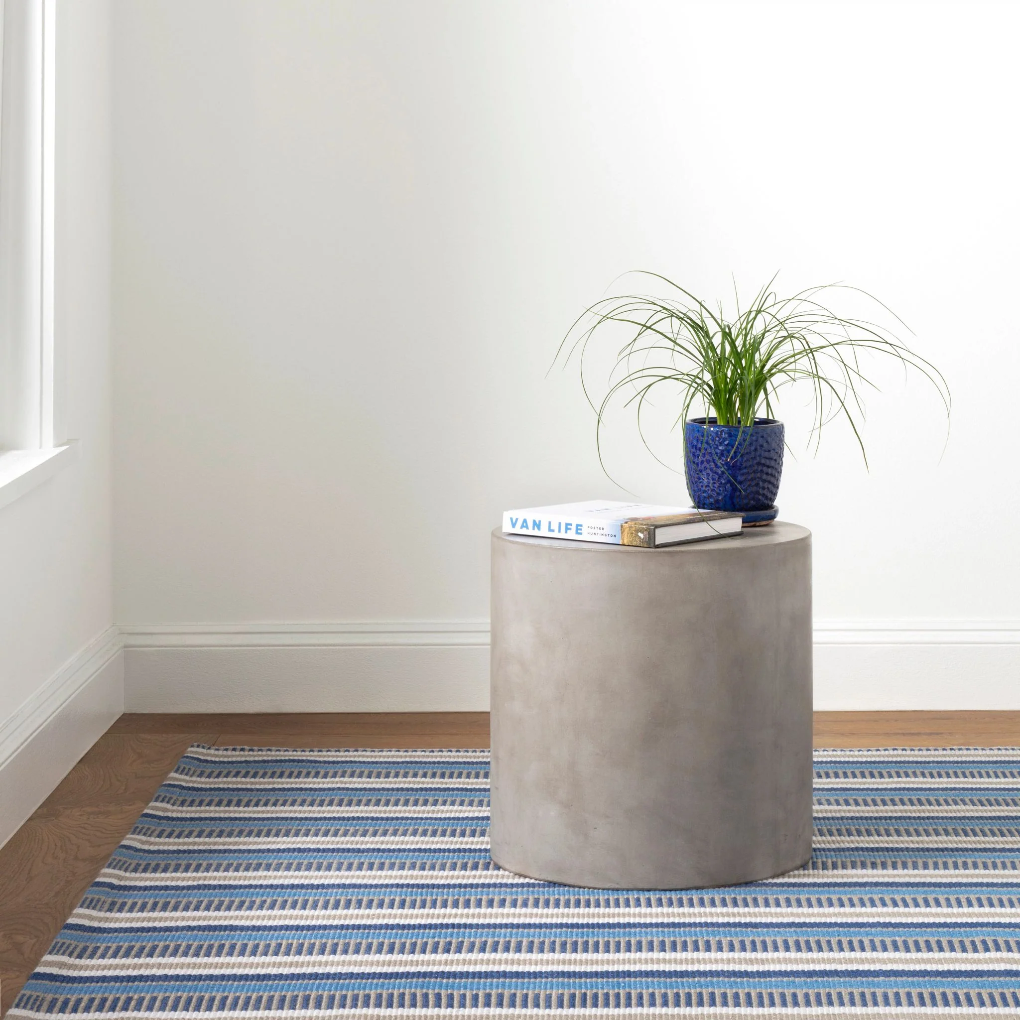 Always Greener Blue/Grey Handwoven Indoor/Outdoor Rug - Image 3