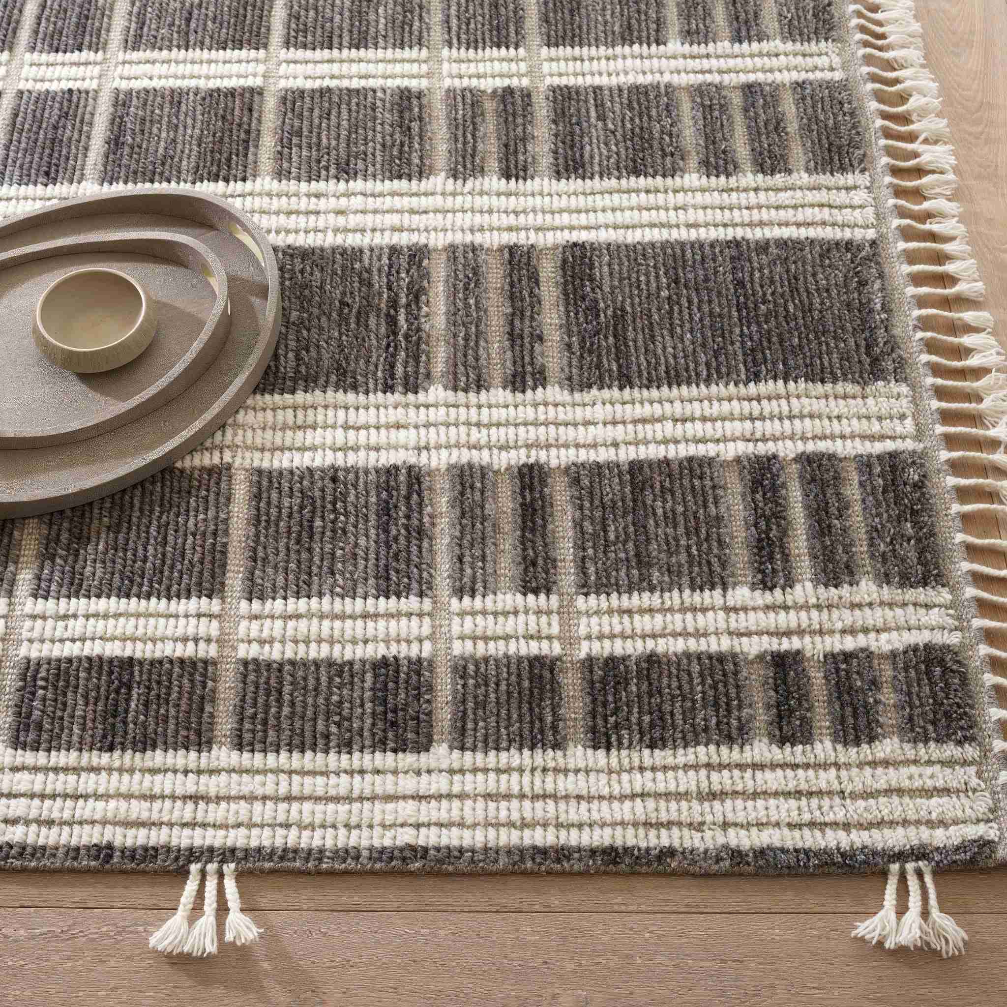 Tory Grey/Ivory Hand Knotted Wool Rug - Image 2