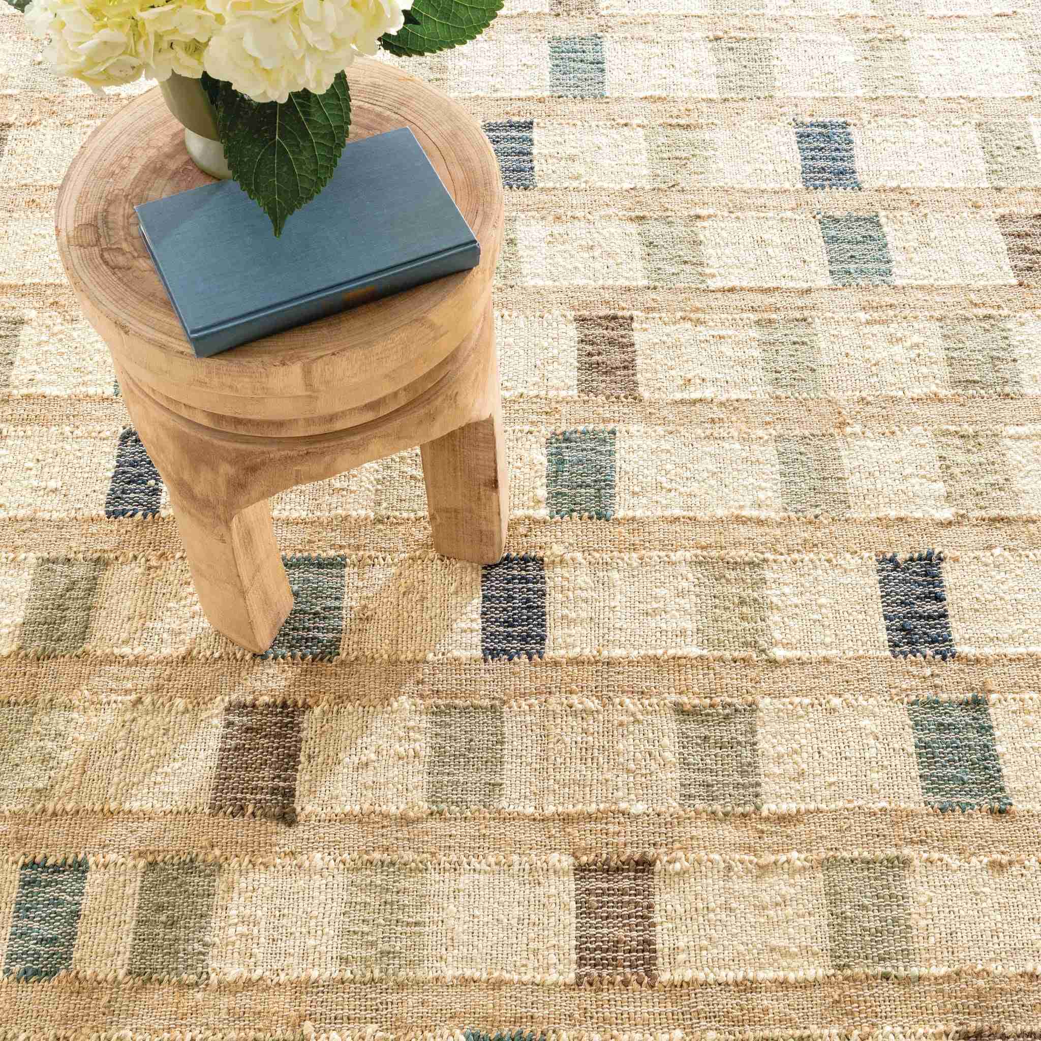 Mosaic Blue Handwoven Jute Rug - Image 2