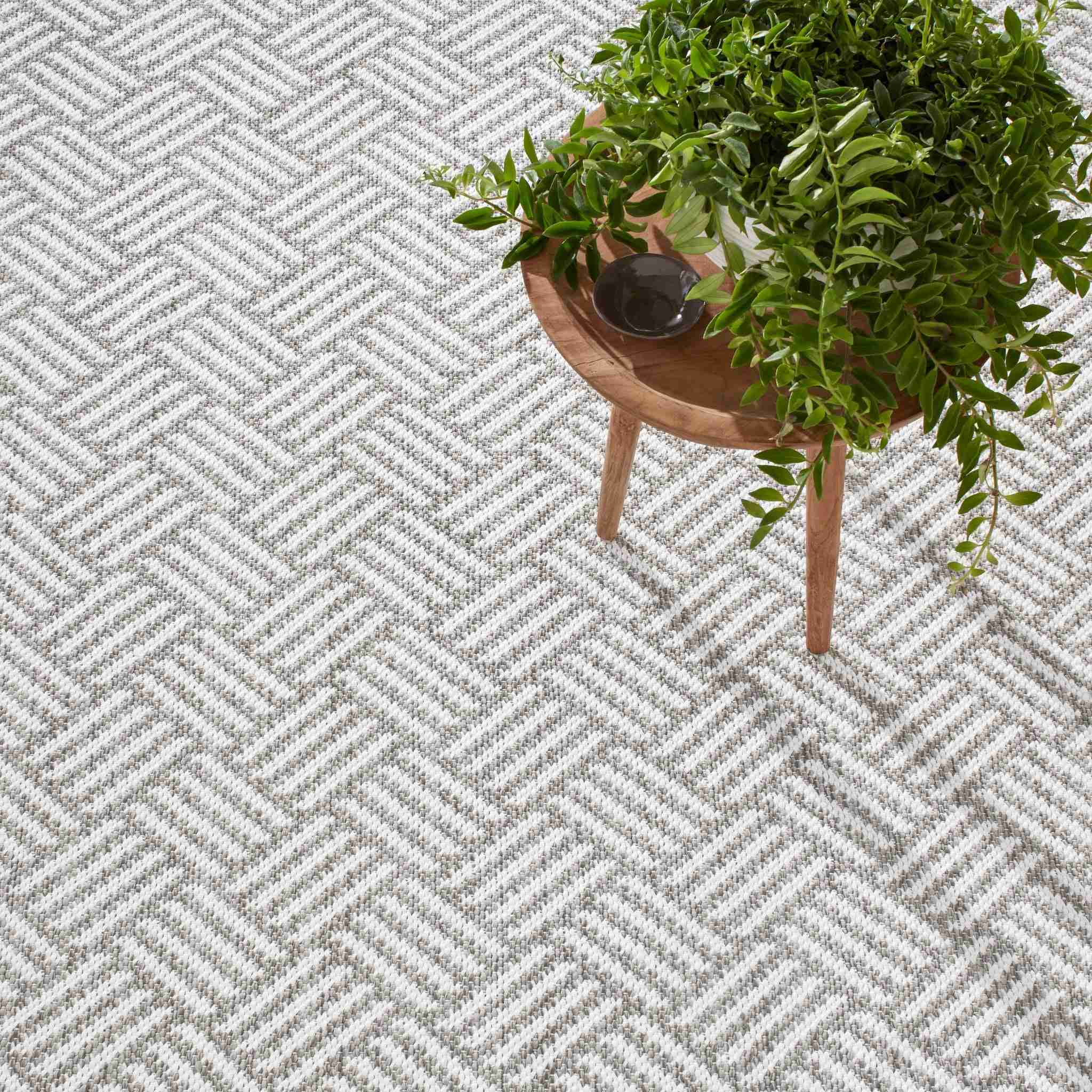 Crisscross Platinum Handwoven Indoor/Outdoor Rug - Image 2
