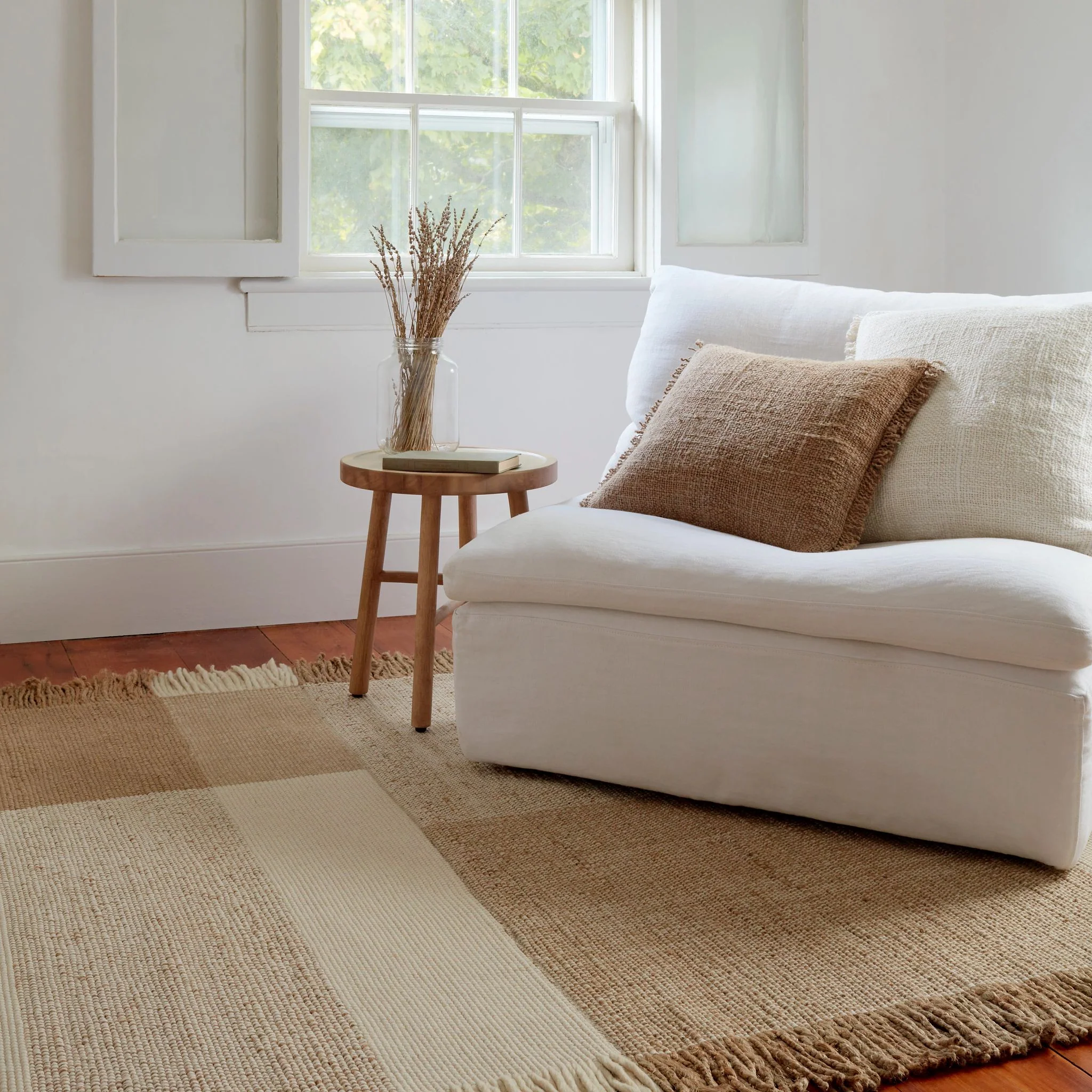 Frankie Natural Handwoven Jute Rug - Image 3